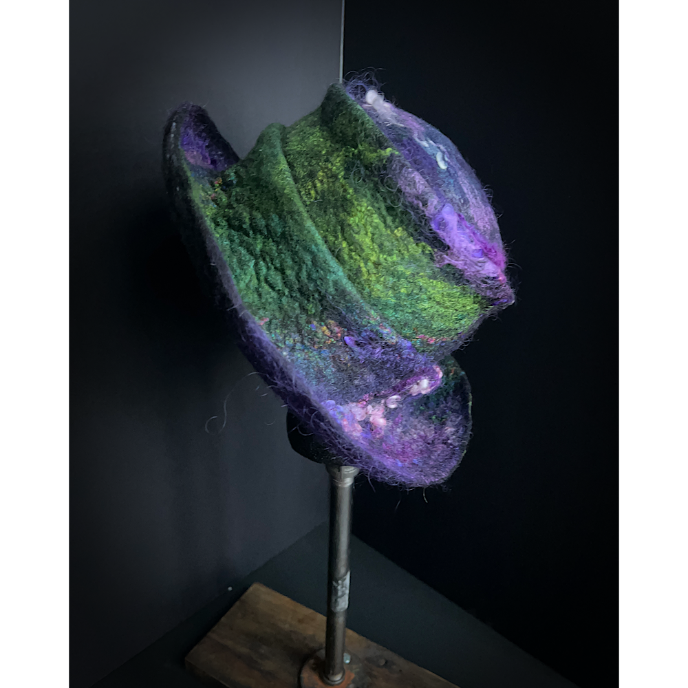 Felted hat size 23.5”