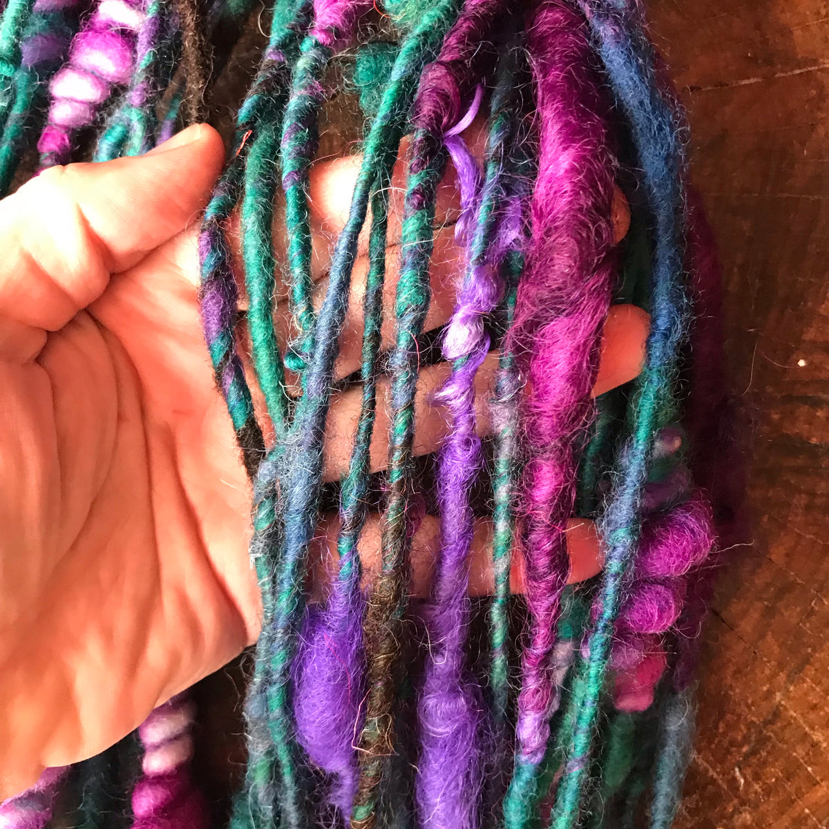 Teal purple art yarn 130g 36y - Mynoush