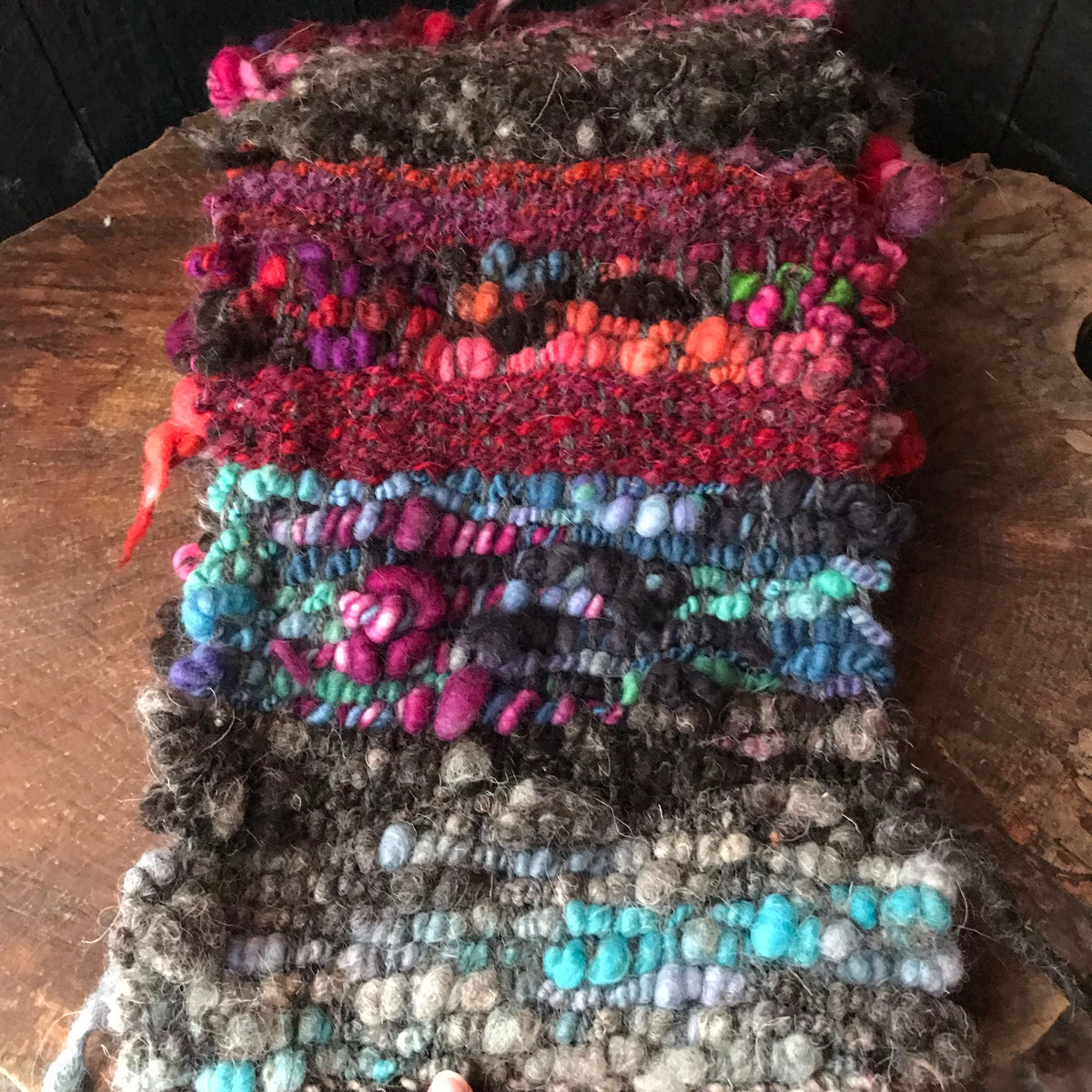 Black scarf 100% Wool - Foulard 100% laine noir - Mynoush