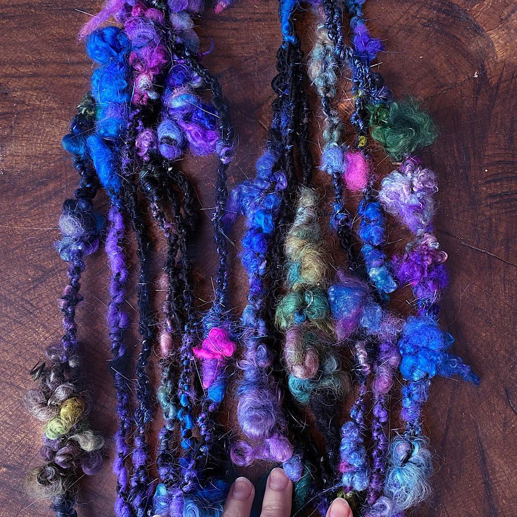 Morticia II - Art yarn