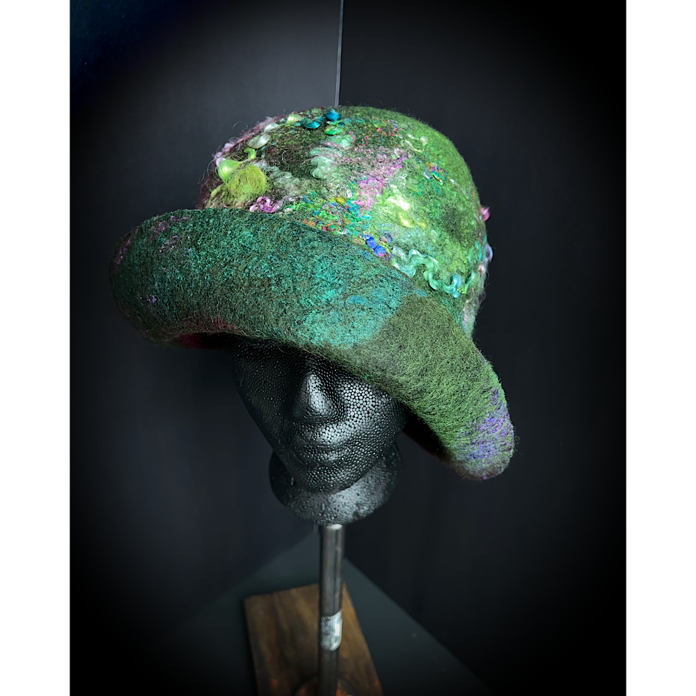 Felted flapper’s hat- 23.5”
