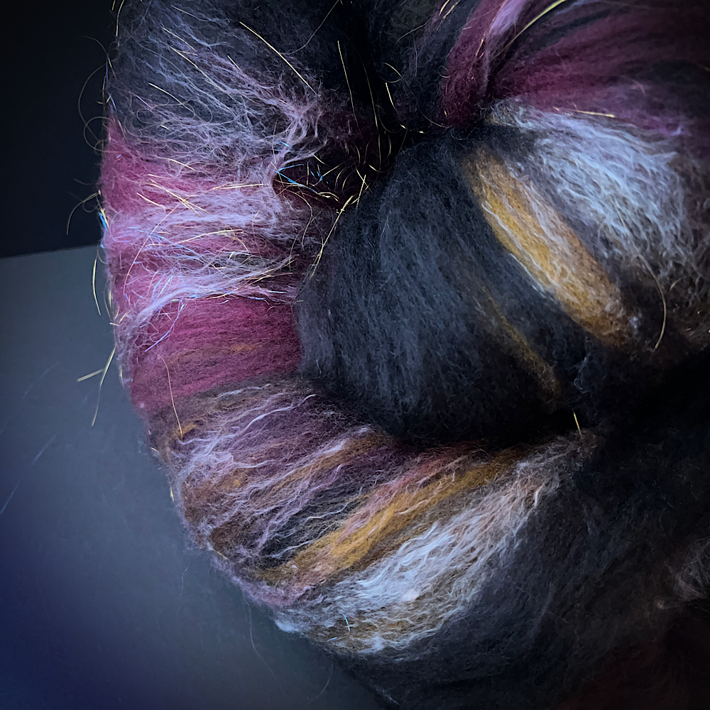 Batt for spinning yarn