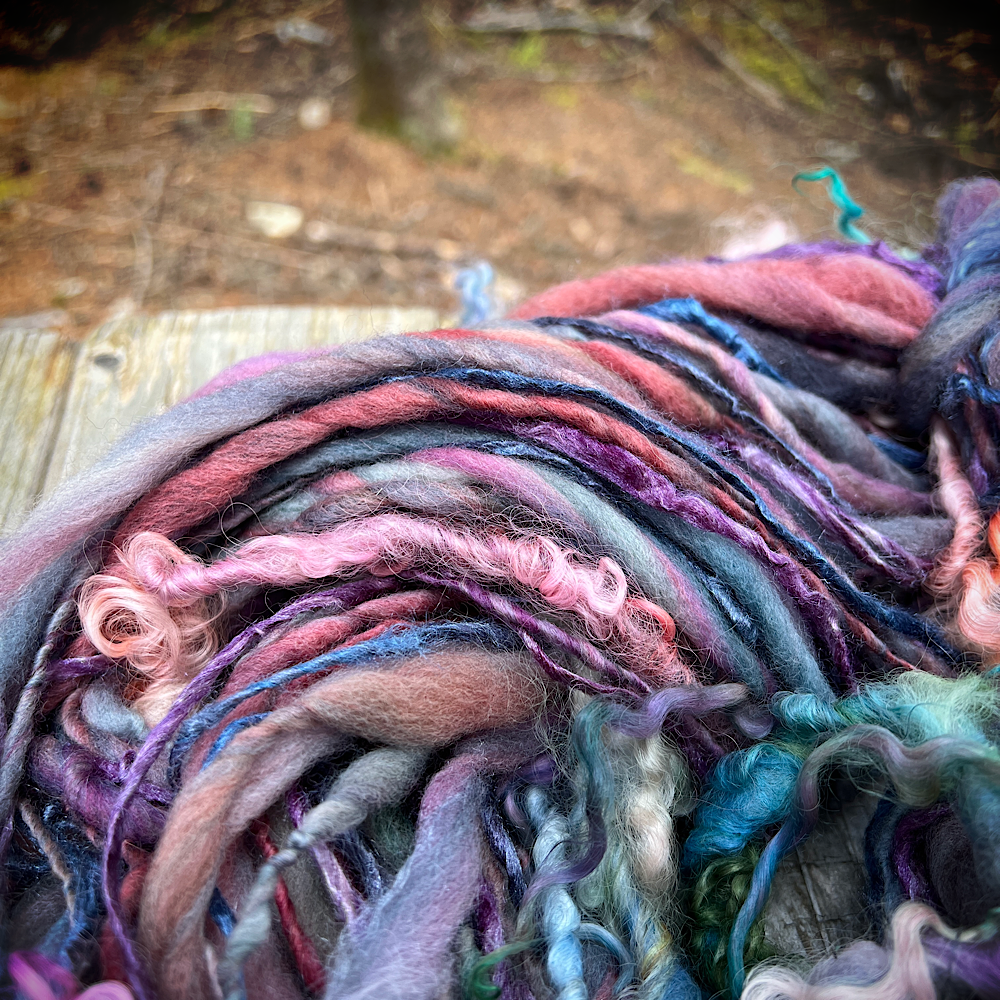 Rose water - art yarn single