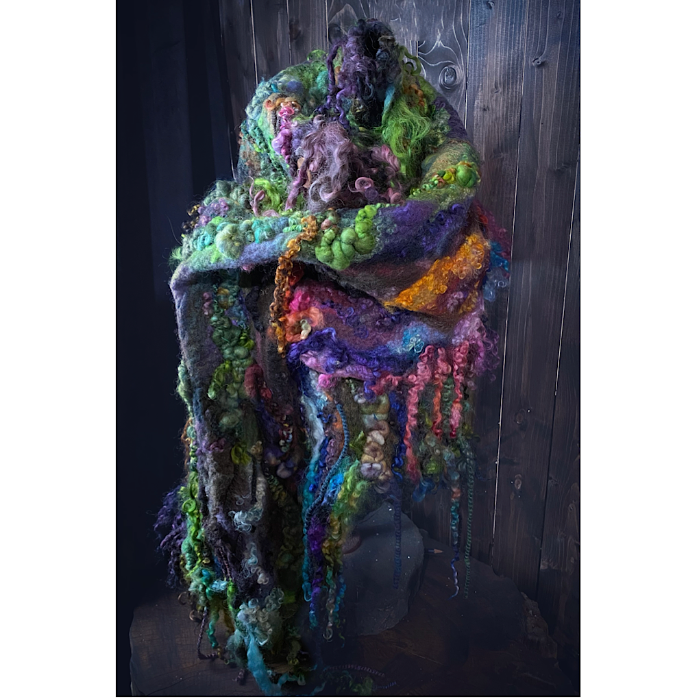 Crépuscule Felted scarf