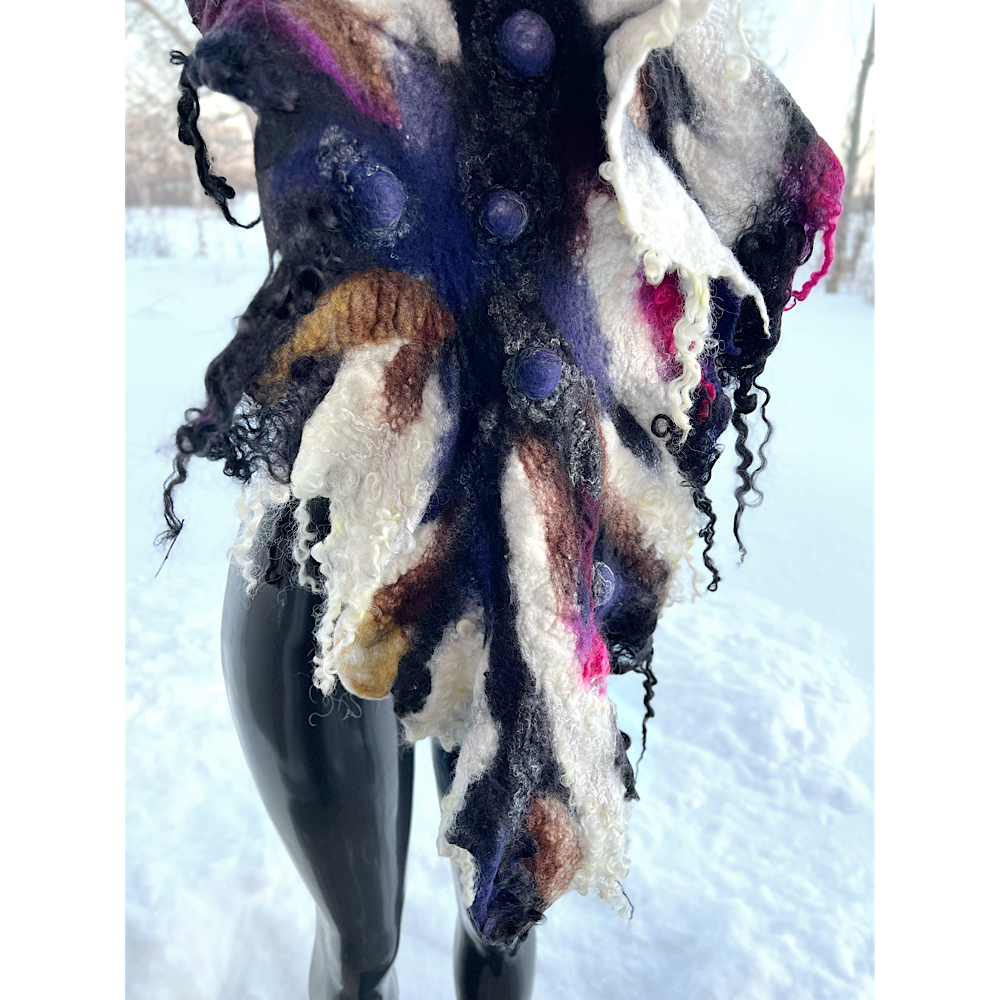 Felted scarf 2023