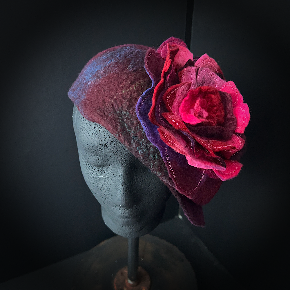 Felted newsboy hat size 23.5”