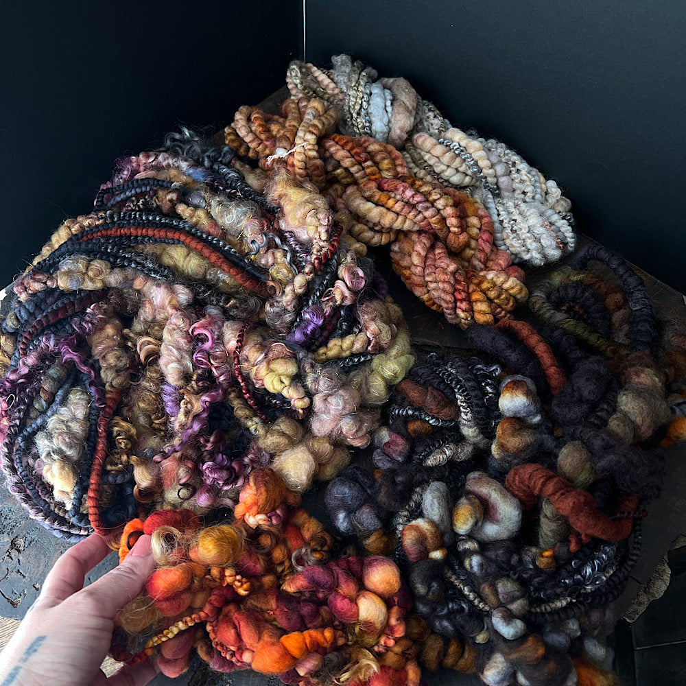 Clair obscur - large set of jumbo art yarn