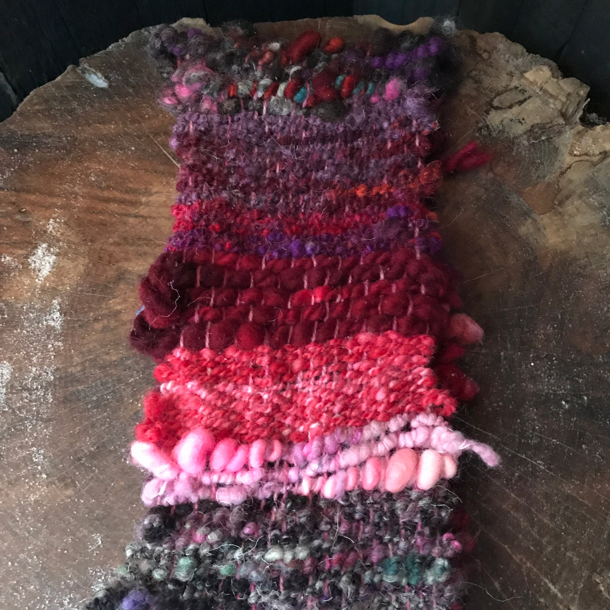 Red scarf 100% Wool - Foulard 100% laine rouge - Mynoush