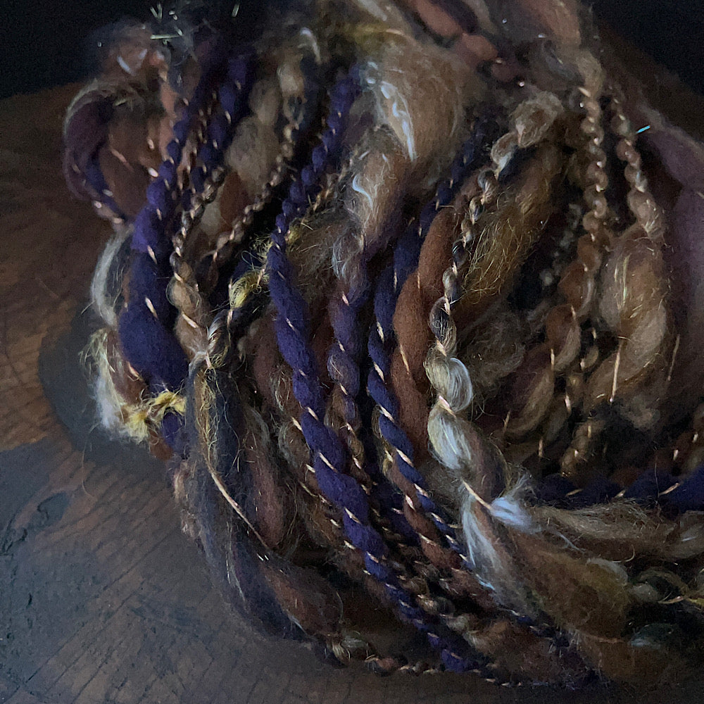 Art yarn for weaving and knitting