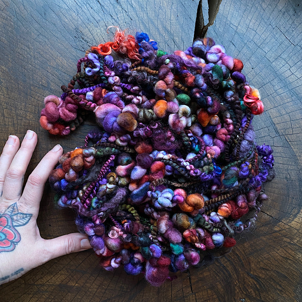 Crépuscule 5 art yarn