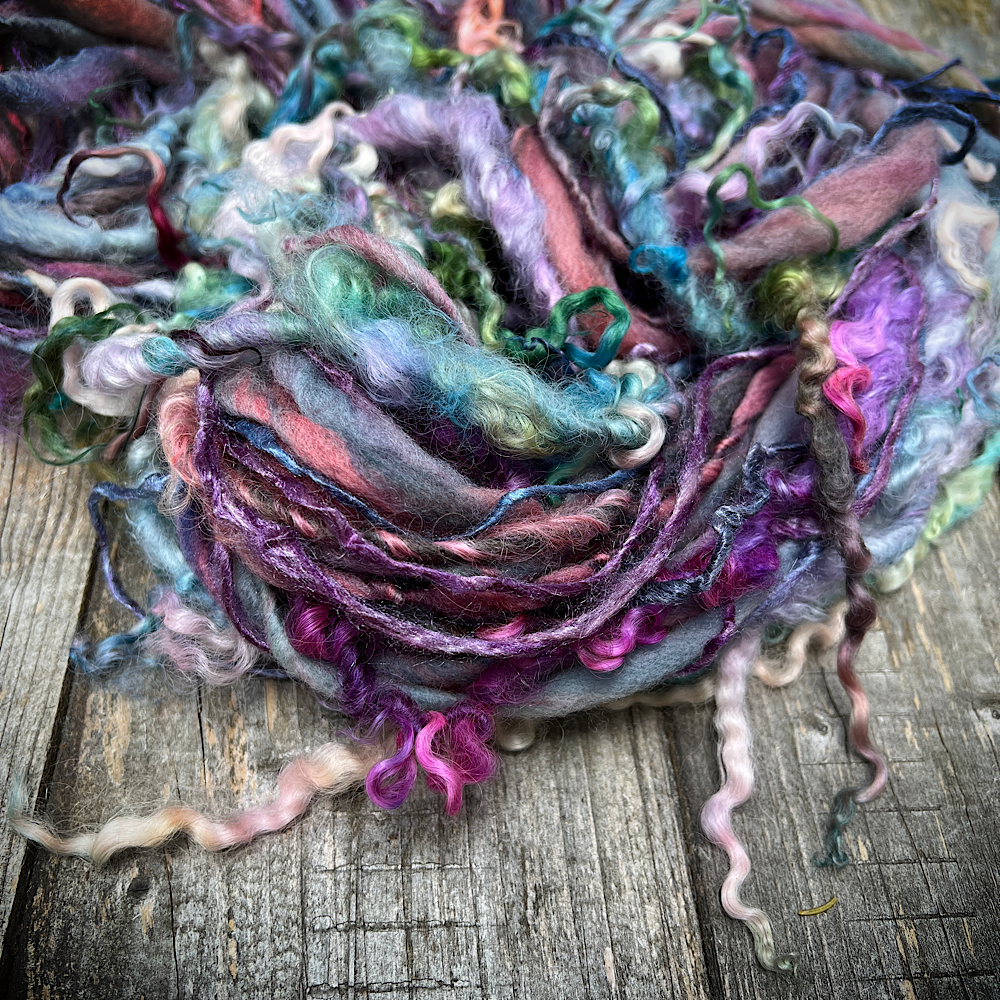 Rose water - art yarn single