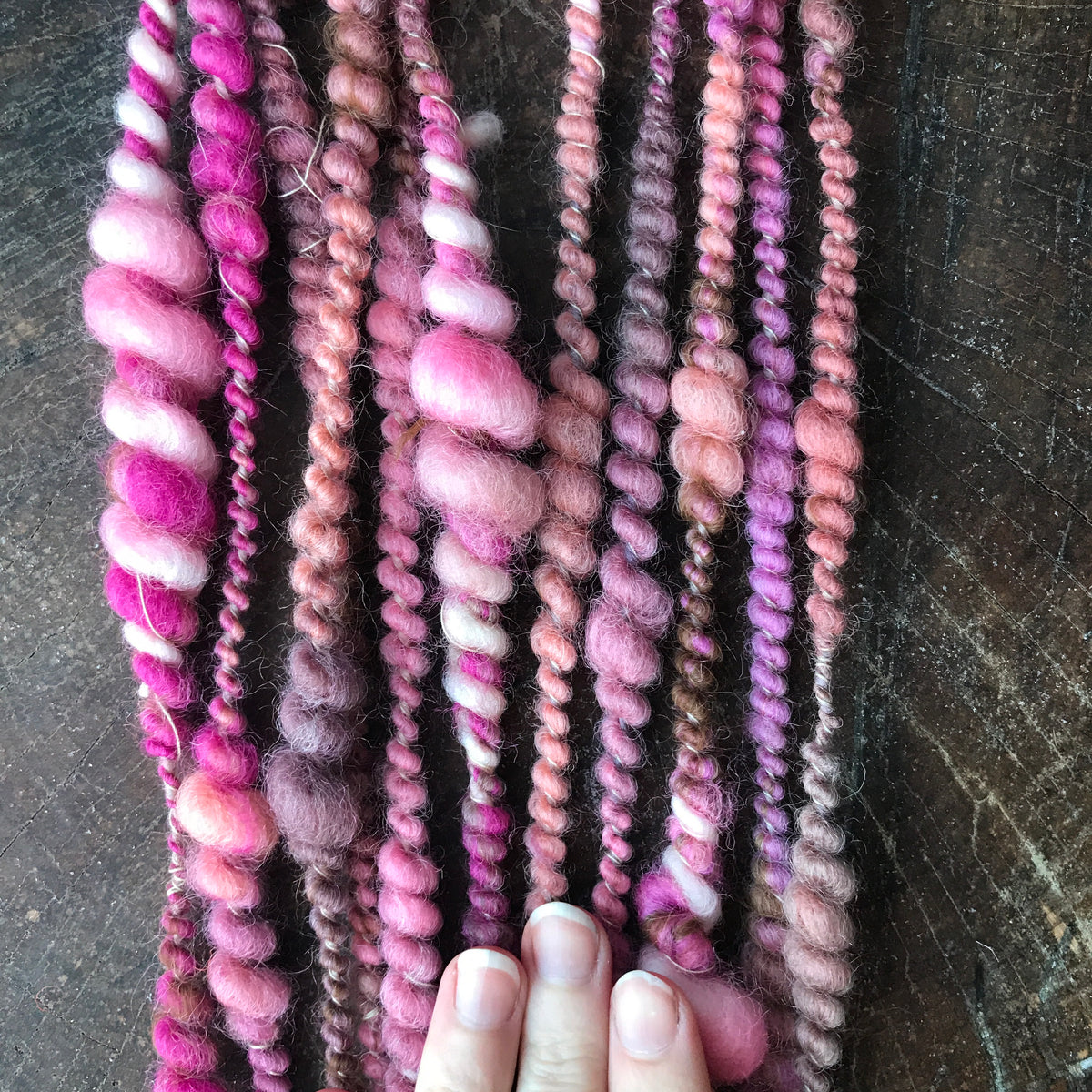 Peach pink art yarn 55g - Mynoush