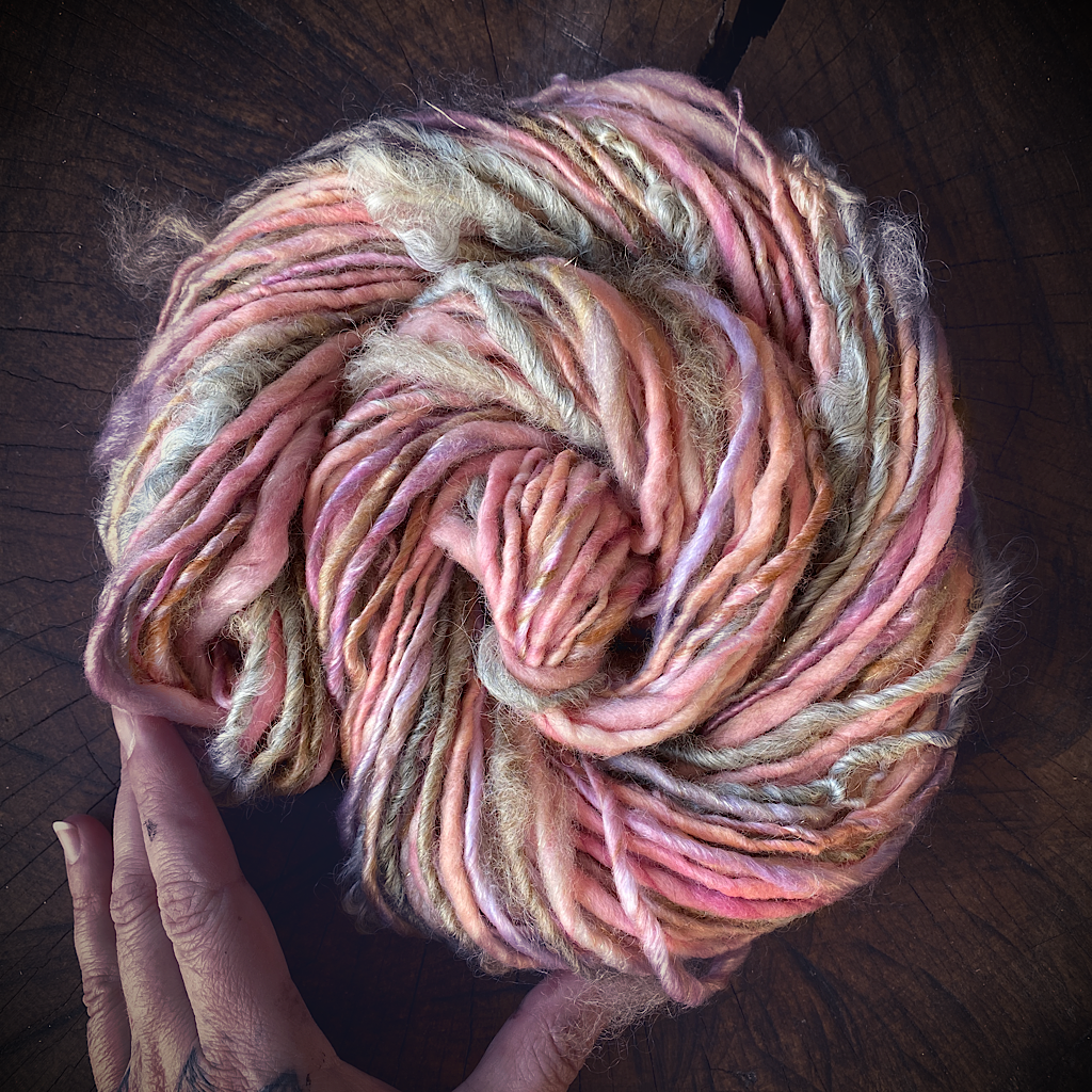 Sugar rose hand spun yarn Celine