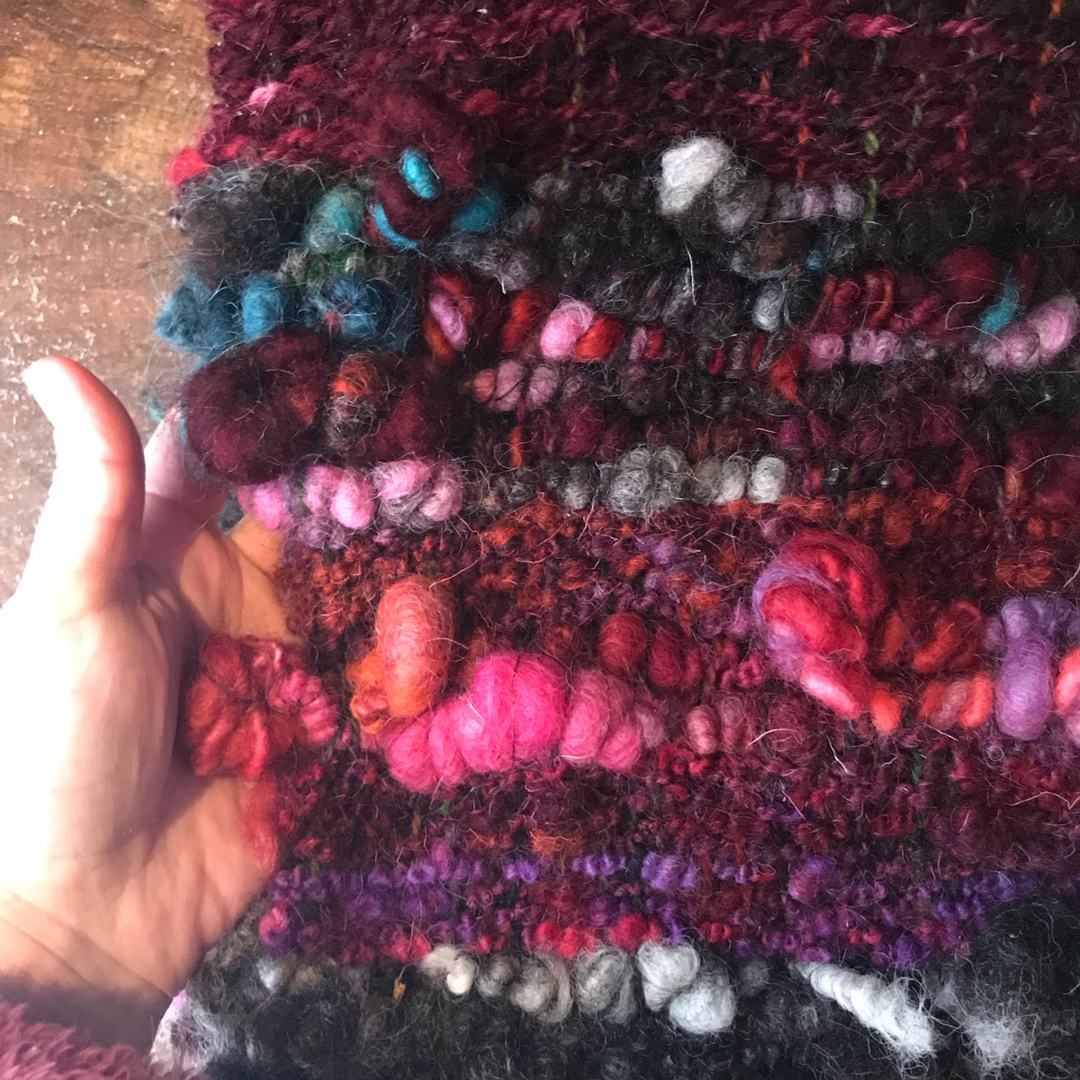 Burgundy scarf 100% Wool - Foulard 100% laine bordeaux - Mynoush