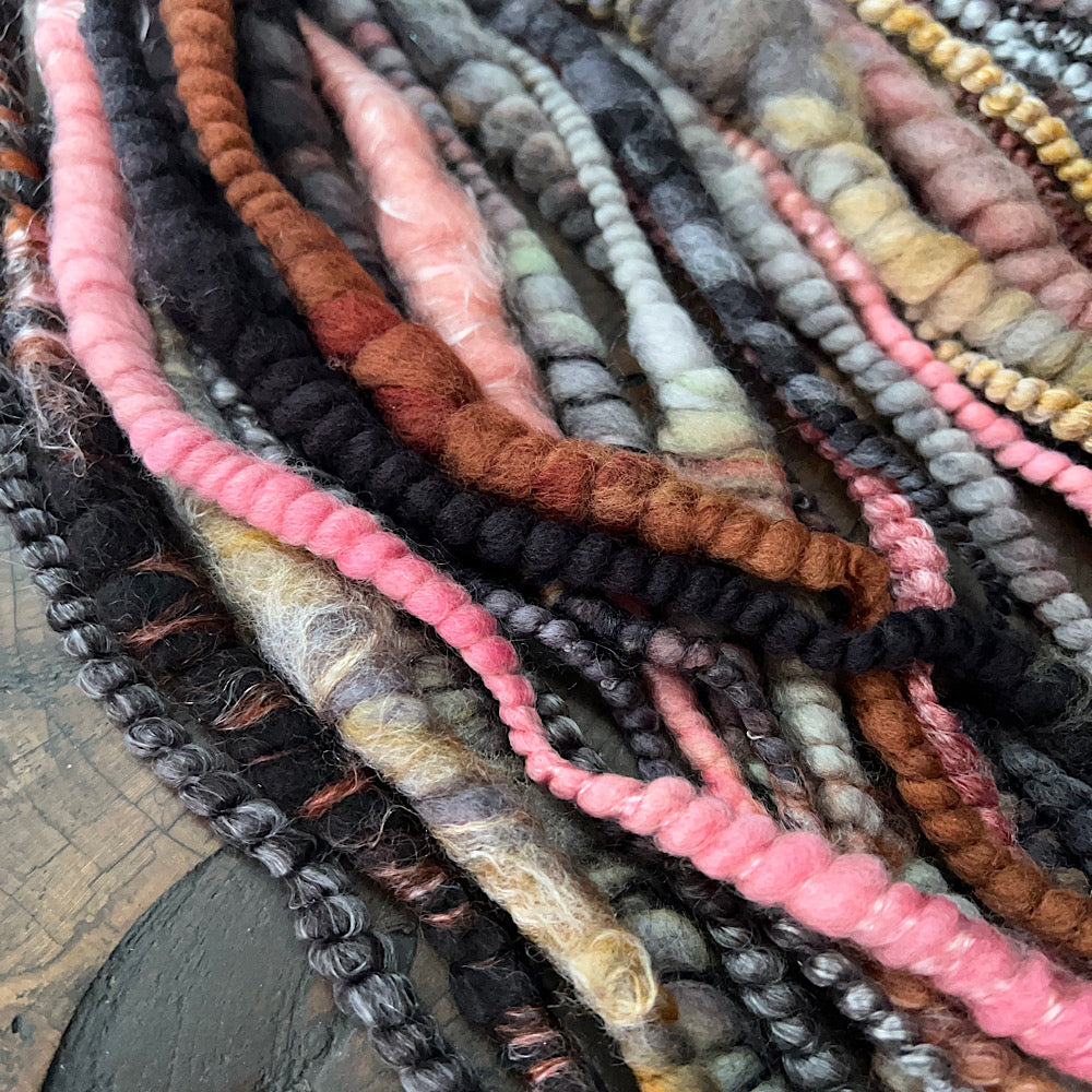 Golden rose - set of jumbo art yarn