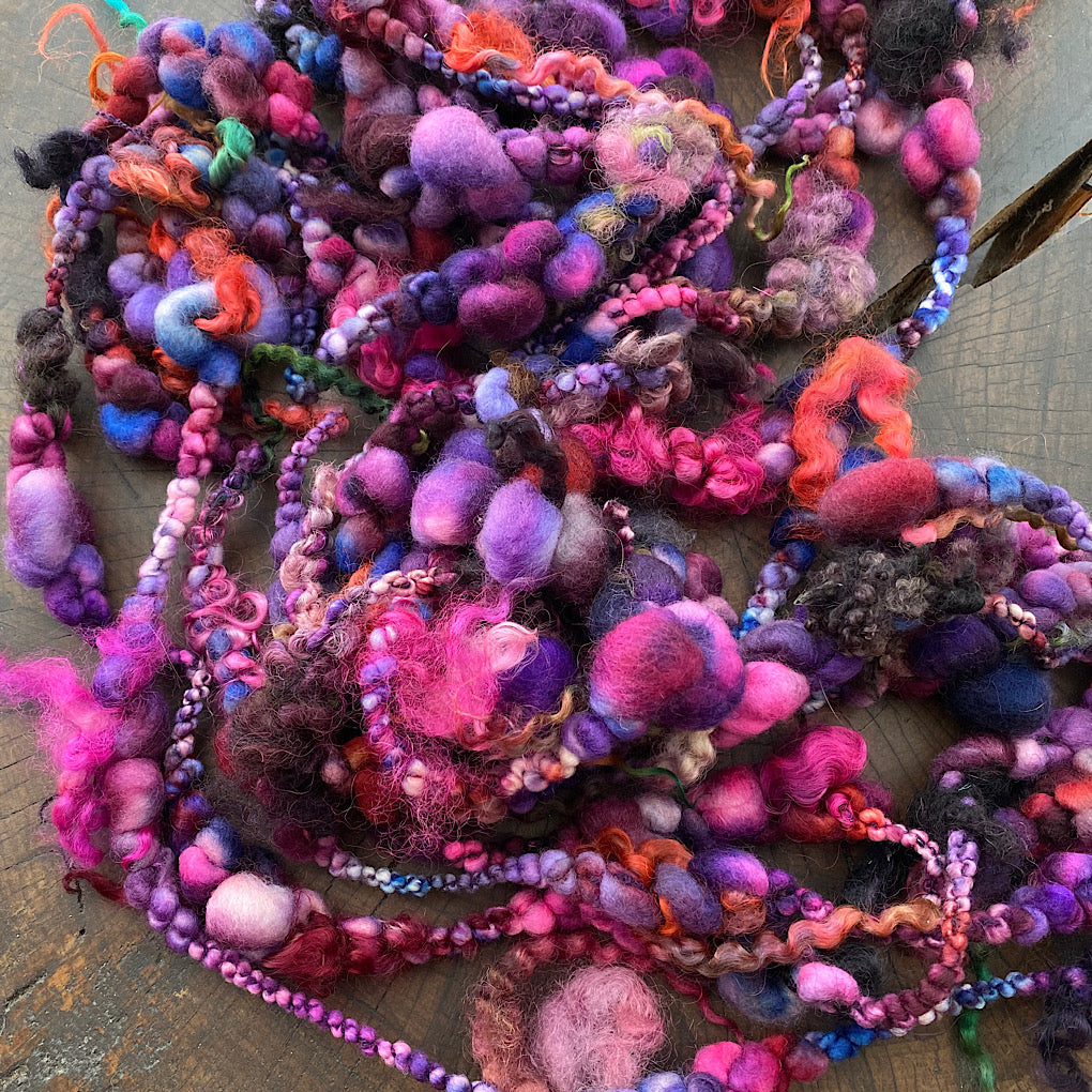 Mina Jumbo boucle art yarn