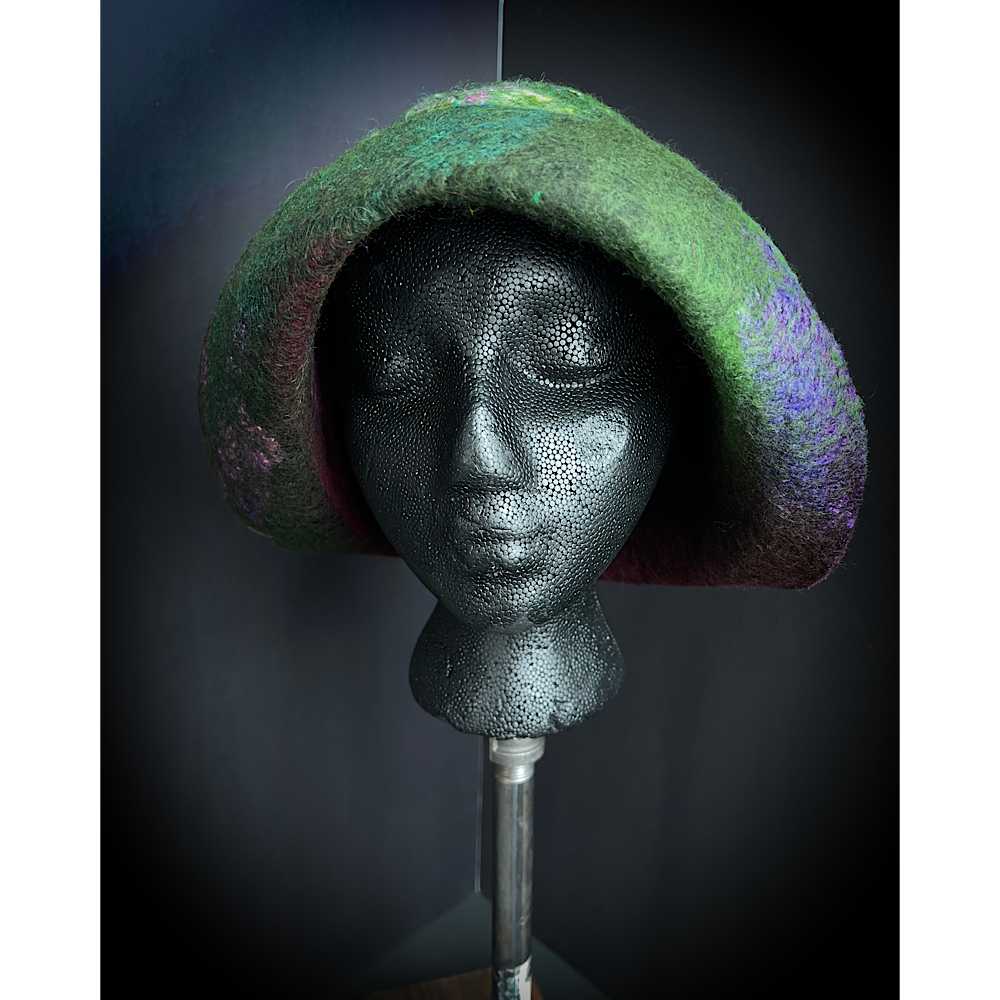 Felted flapper’s hat- 23.5”
