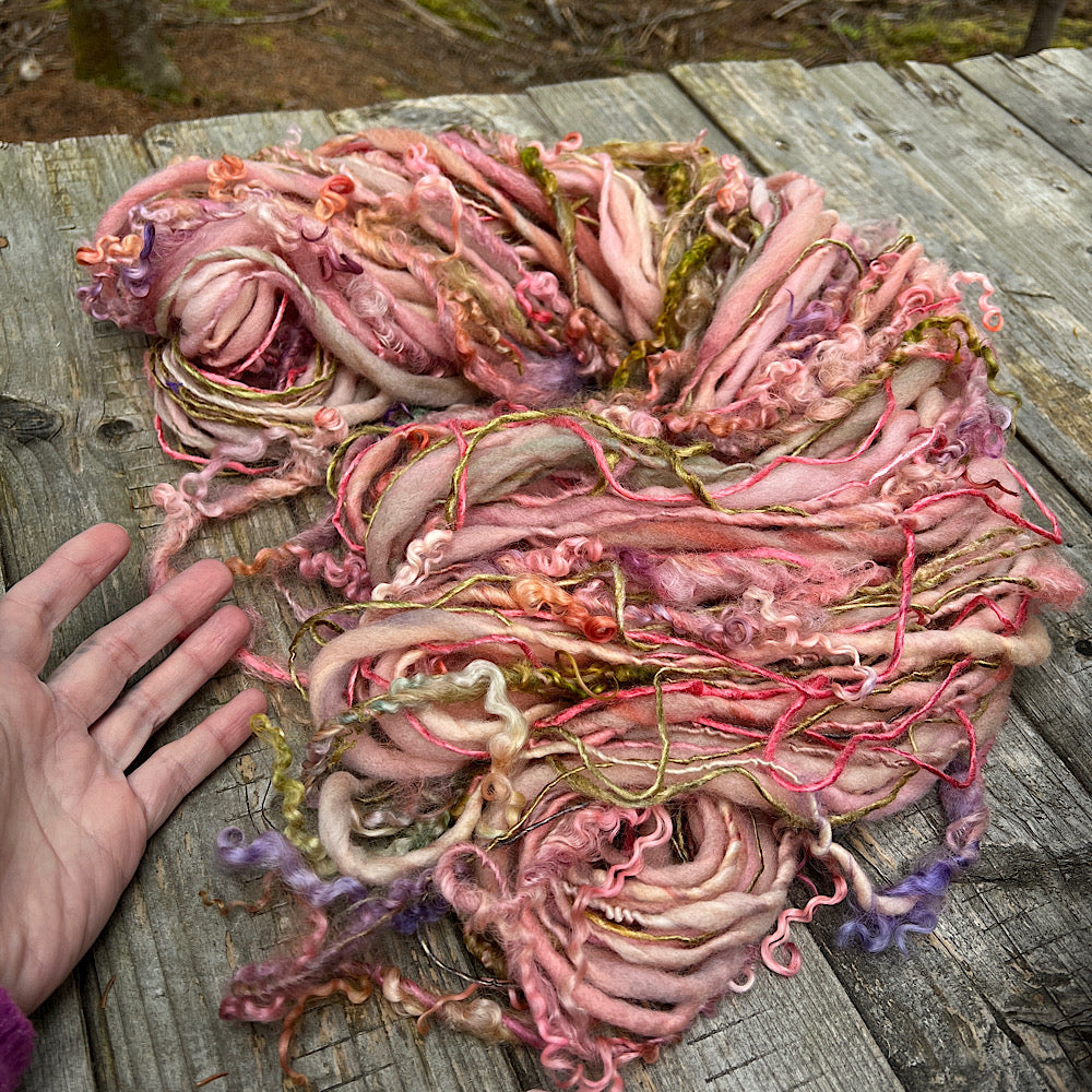 Lost roses - single art yarn