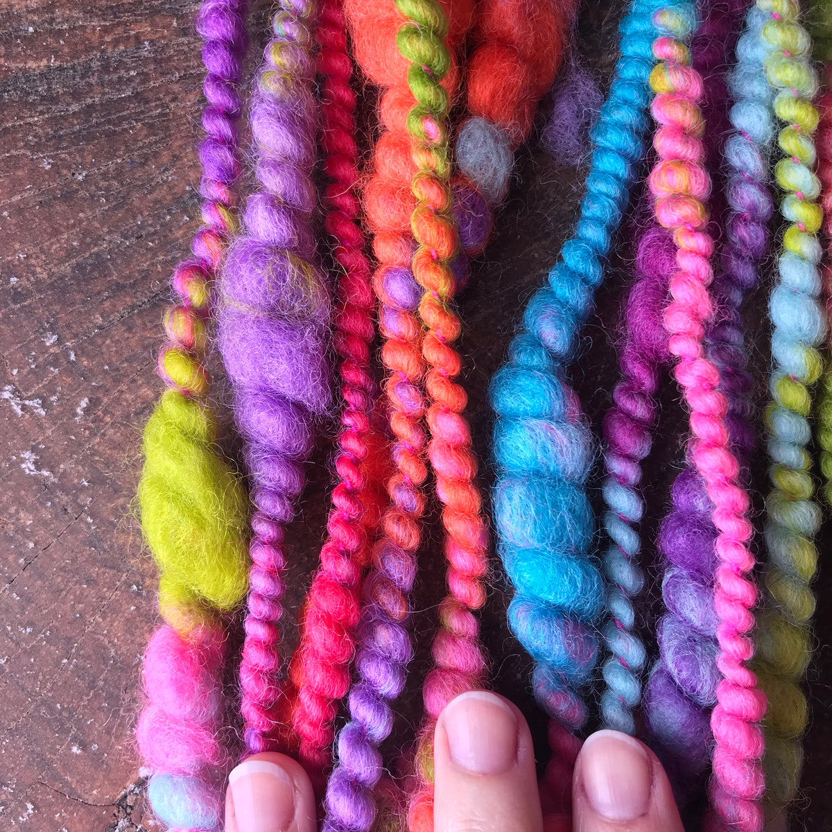 Rainbow  art yarn 100g - Mynoush