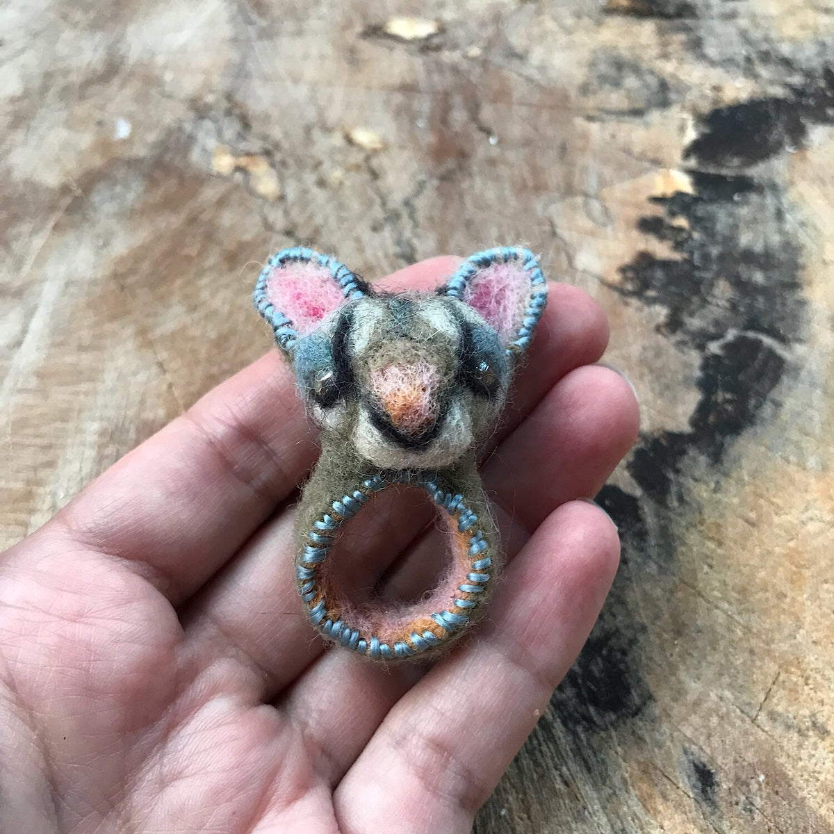 Cat felted ring size 7.5-8.5 - Mynoush