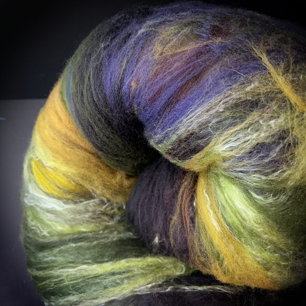 Batt for spinning yarn