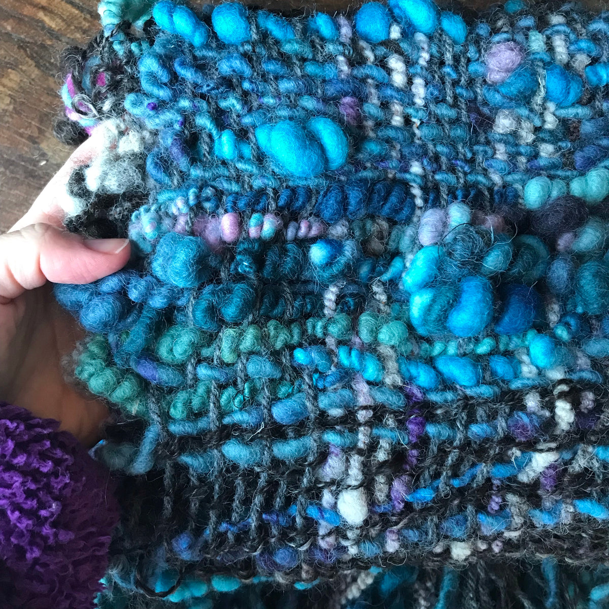 Blue hand woven scarf 100% Wool Hand woven 84”x9” Foulard bleu en laine tissé main 84”x9” - Mynoush