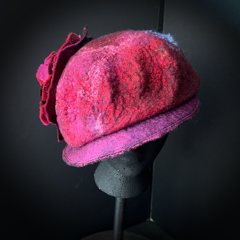 Felted newsboy hat size 23.5”
