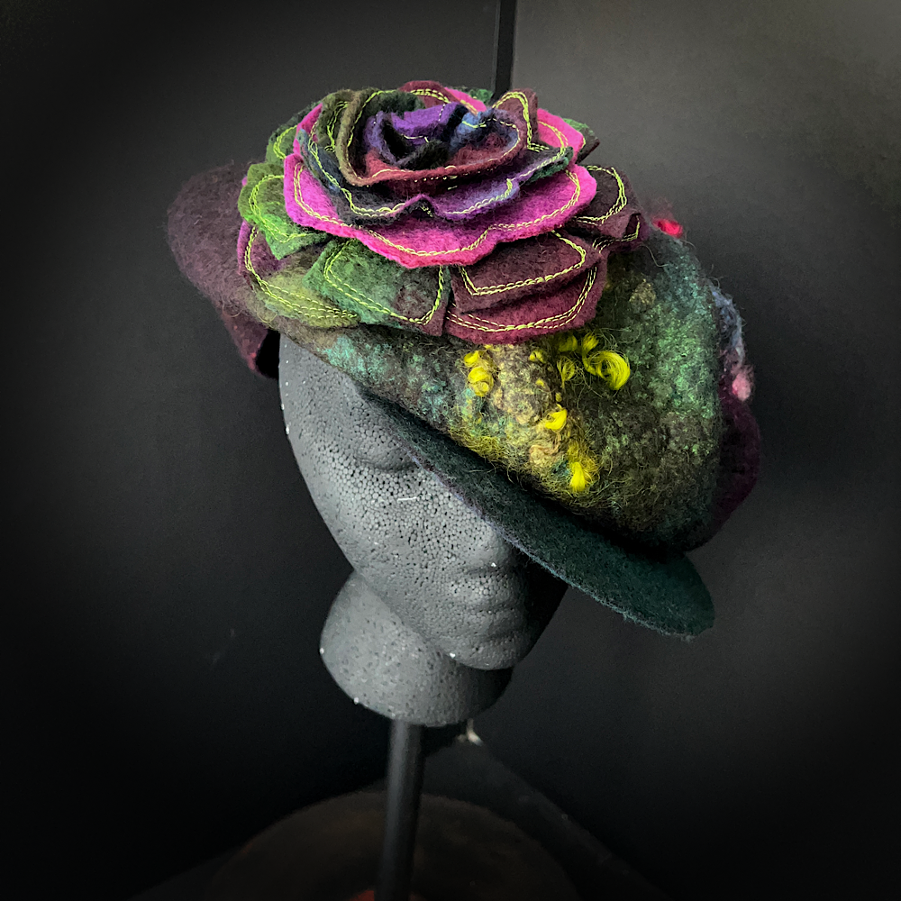 Felted oversized newsboy hat size 23.5”