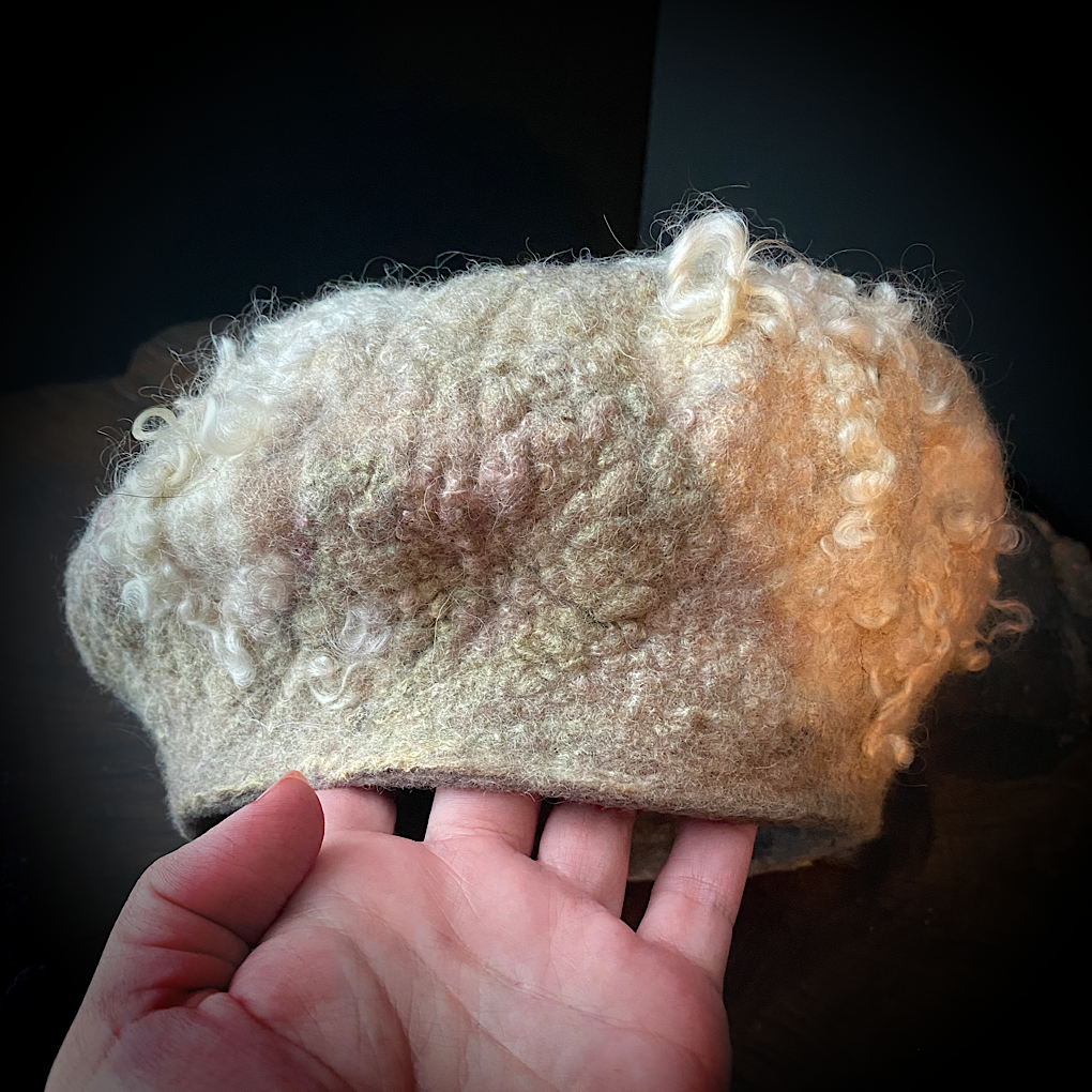 Merino silk beret 22”