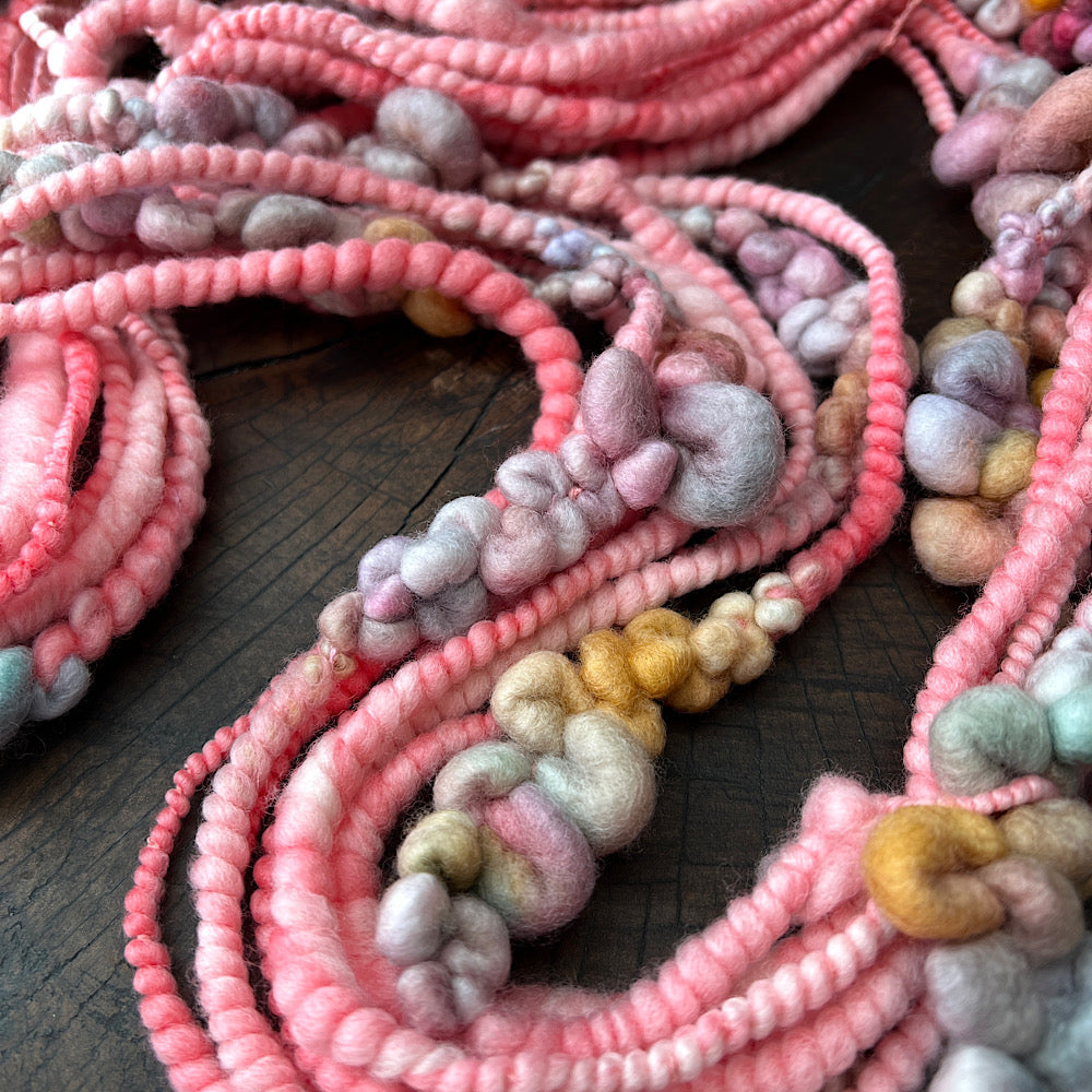 Peach rose - bubbly art yarn