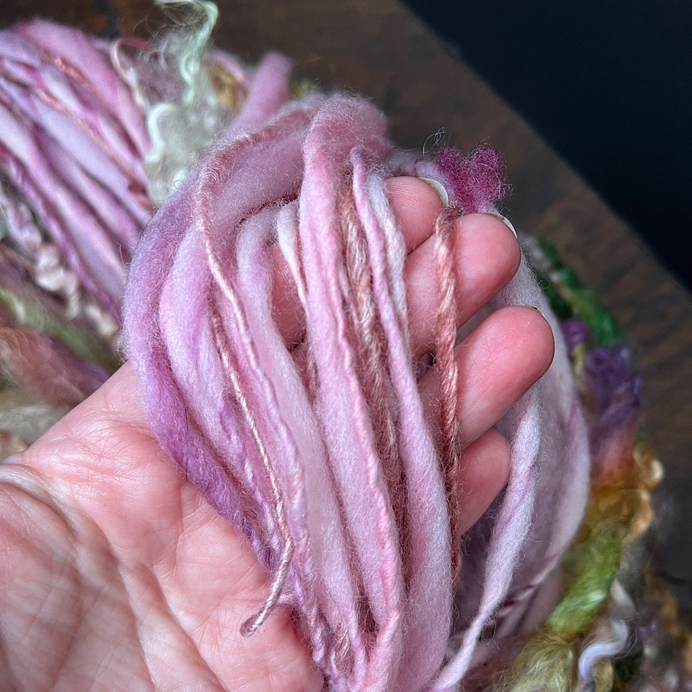 Fresh bouquet art yarn single