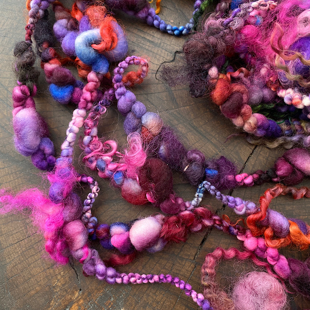 Mina Jumbo boucle art yarn