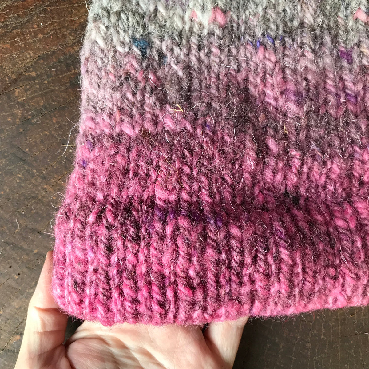 Pink beanie 100% wool  | Tuque rose 100% laine - Mynoush