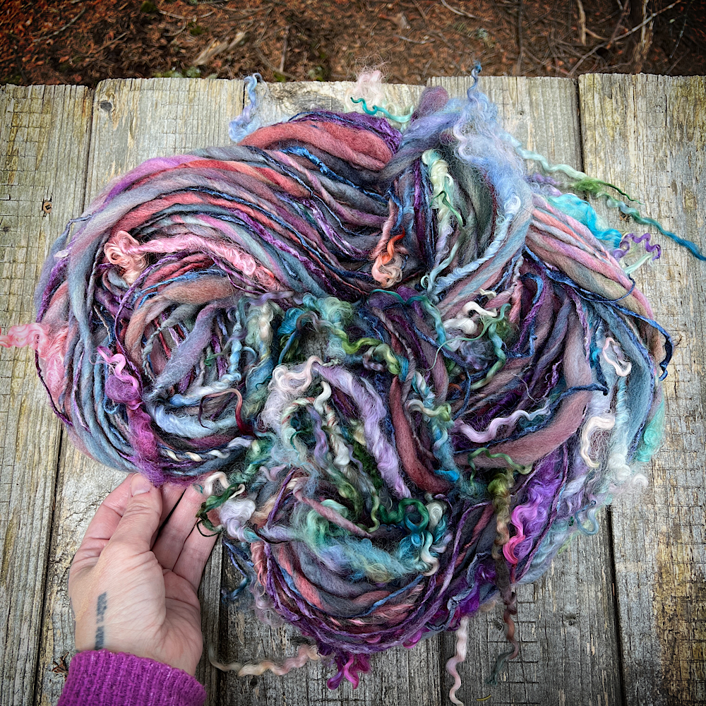 Rose water - art yarn single