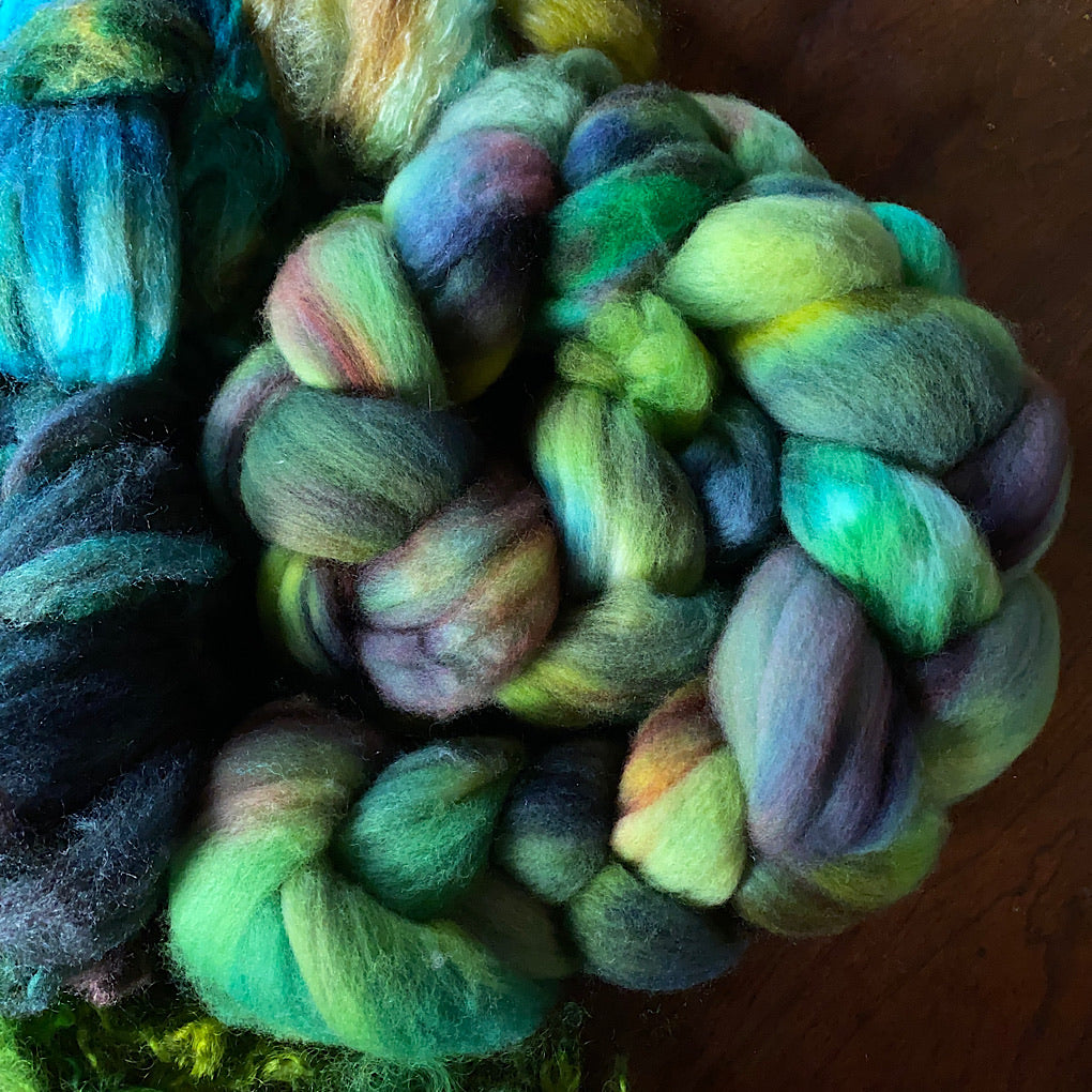 Woodland spinning kit Hand dyed roving