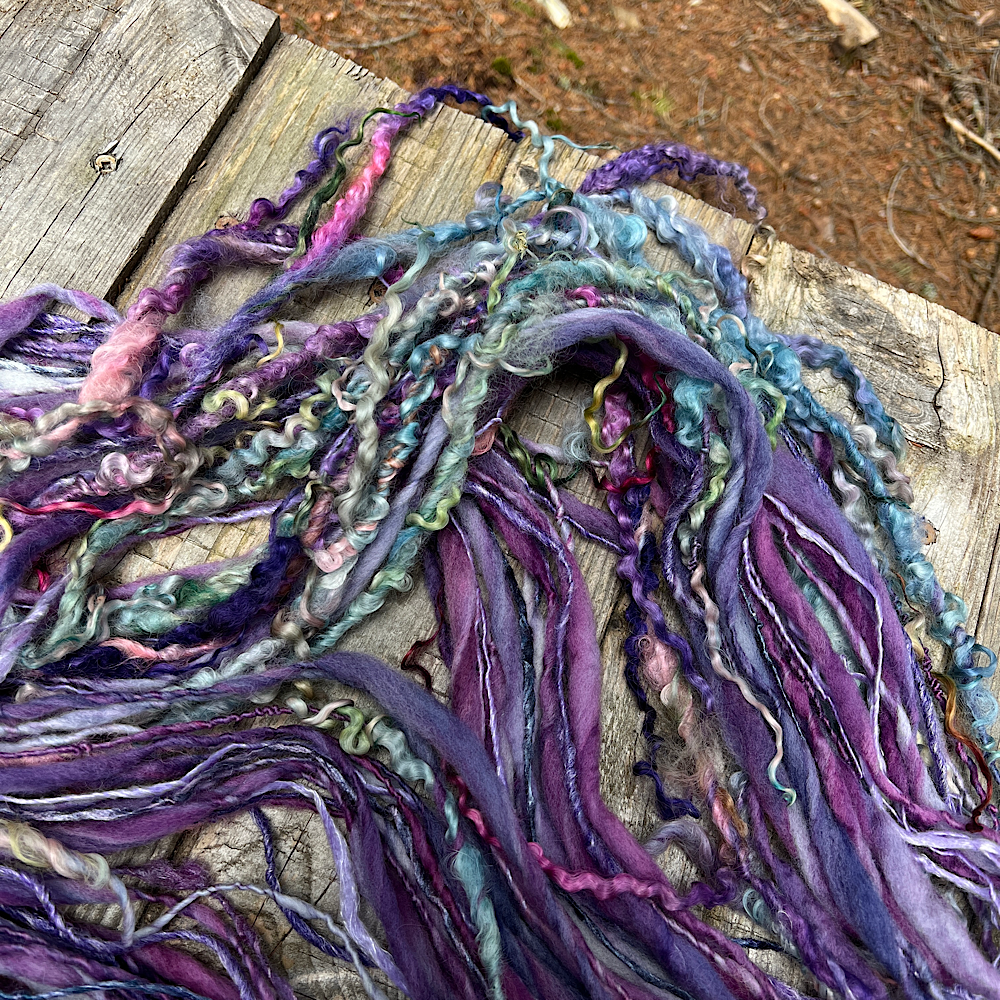 Water lilies - single art yarn