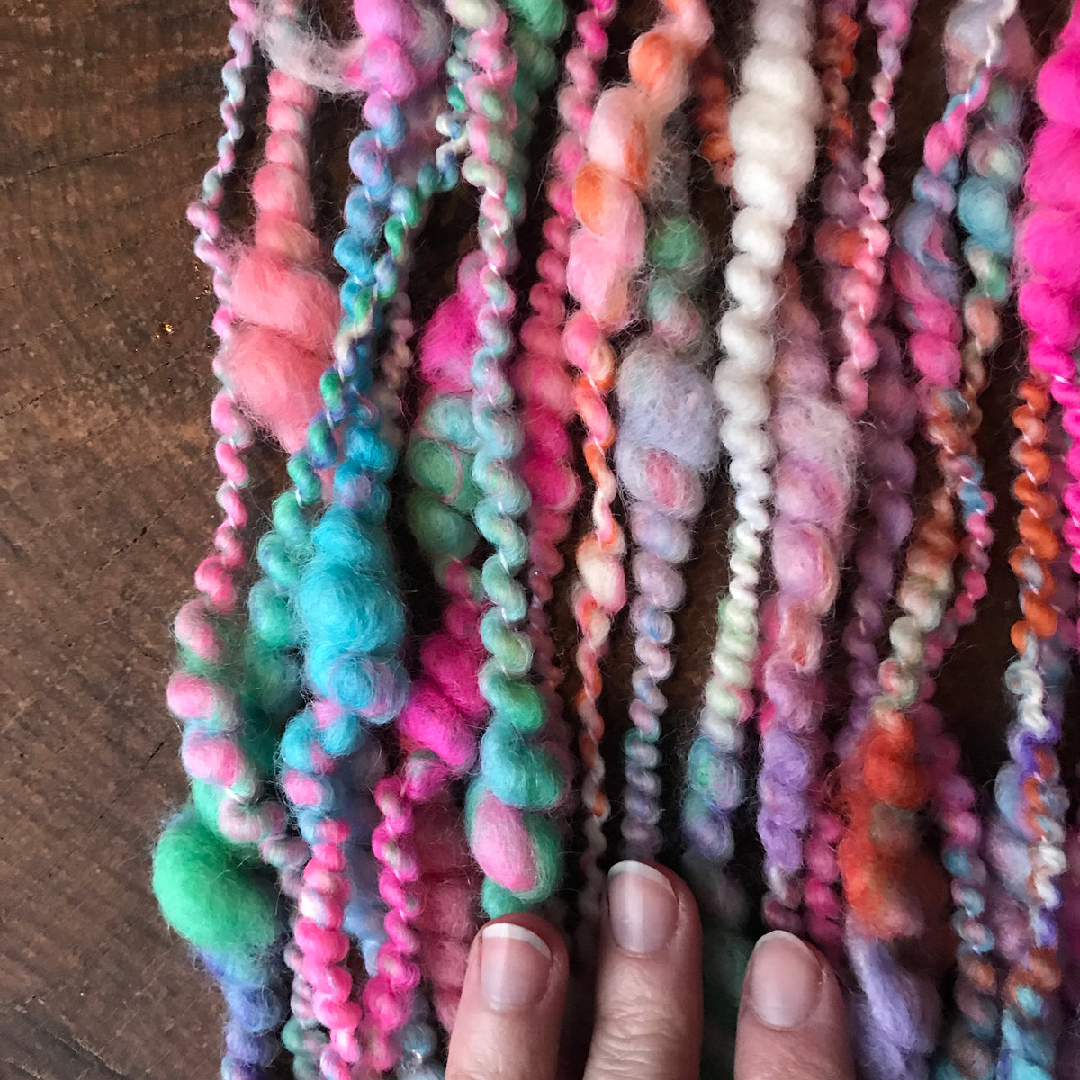 Rainbow  art yarn 90g - Mynoush