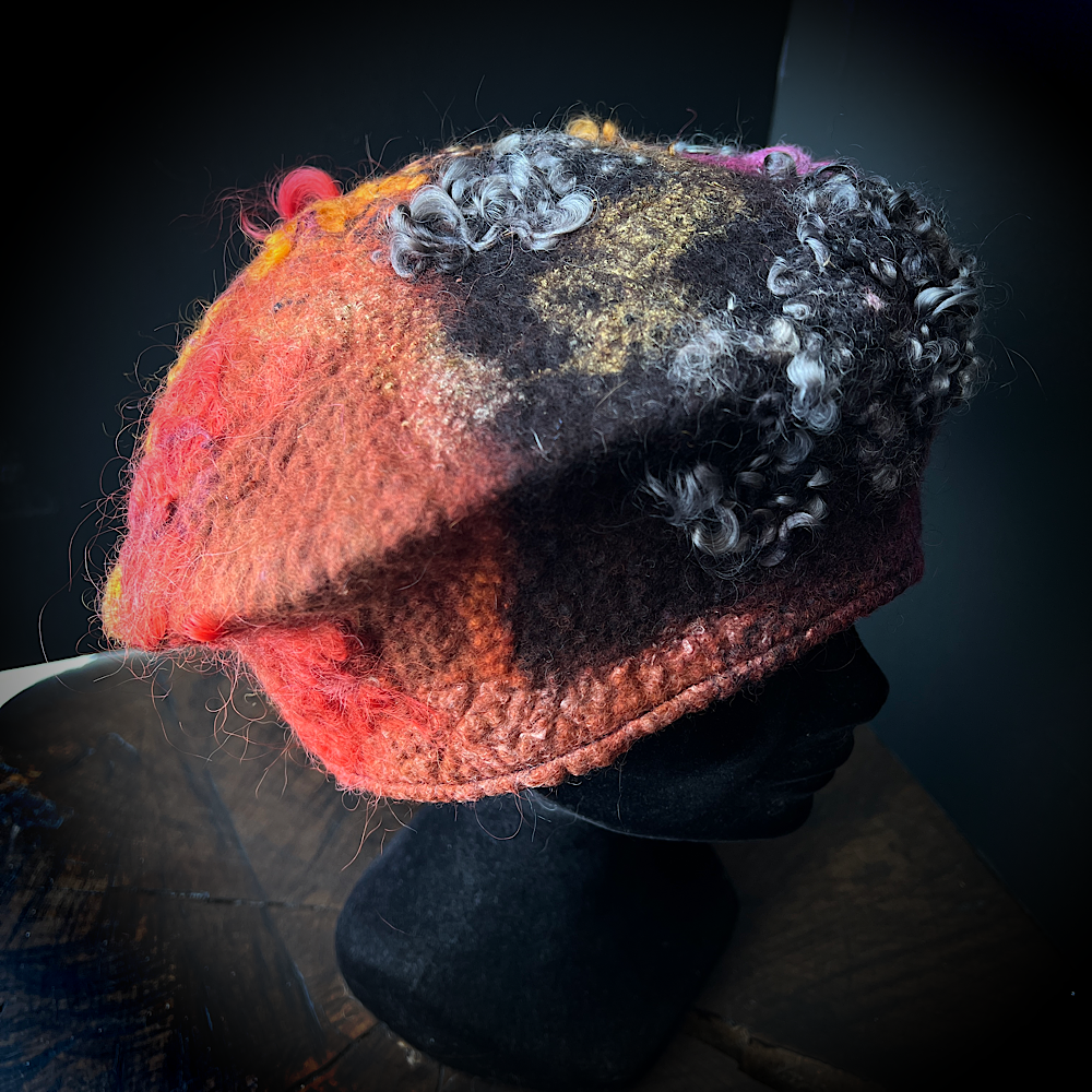 Merino silk beret 23“1/2