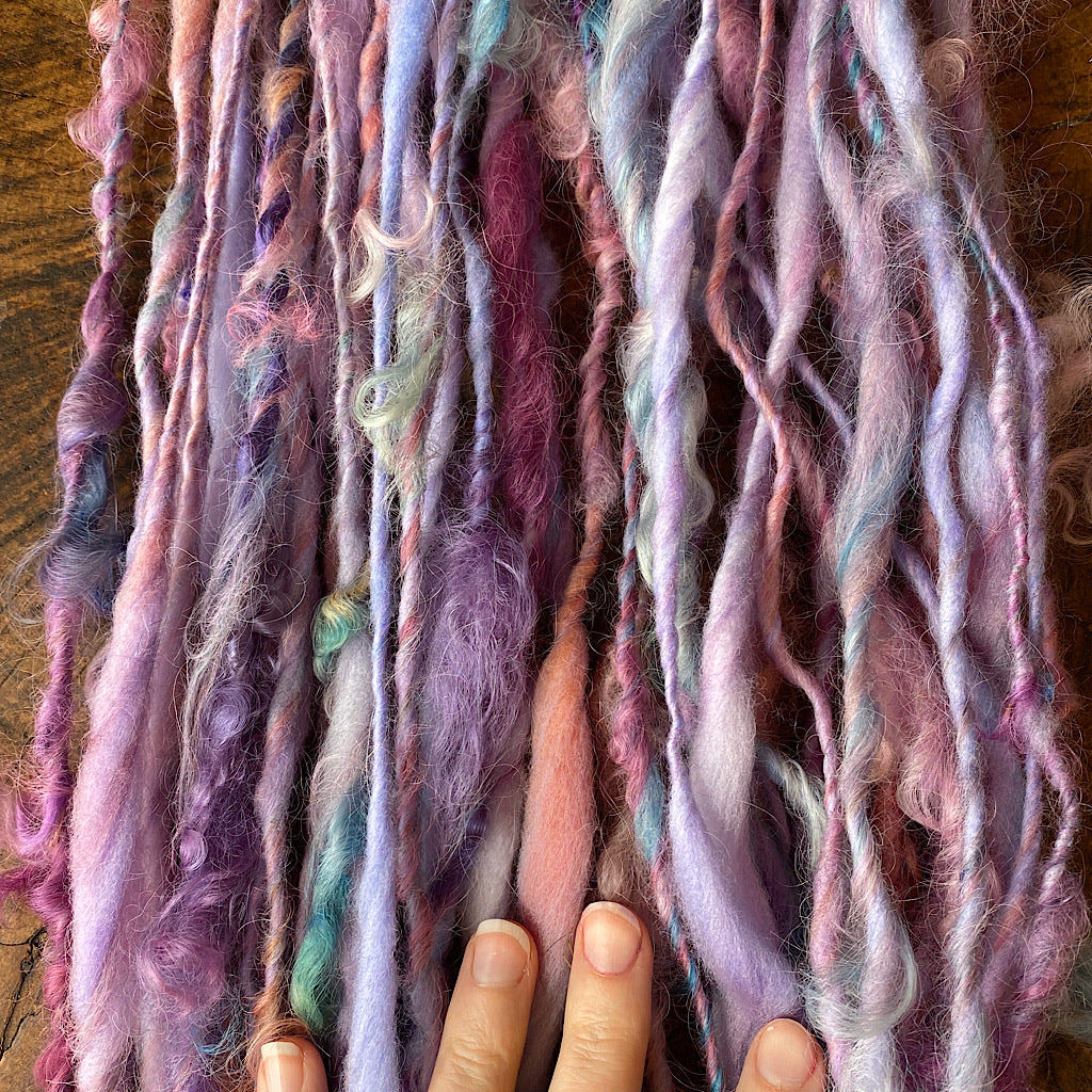 Lavande glacée art yarn