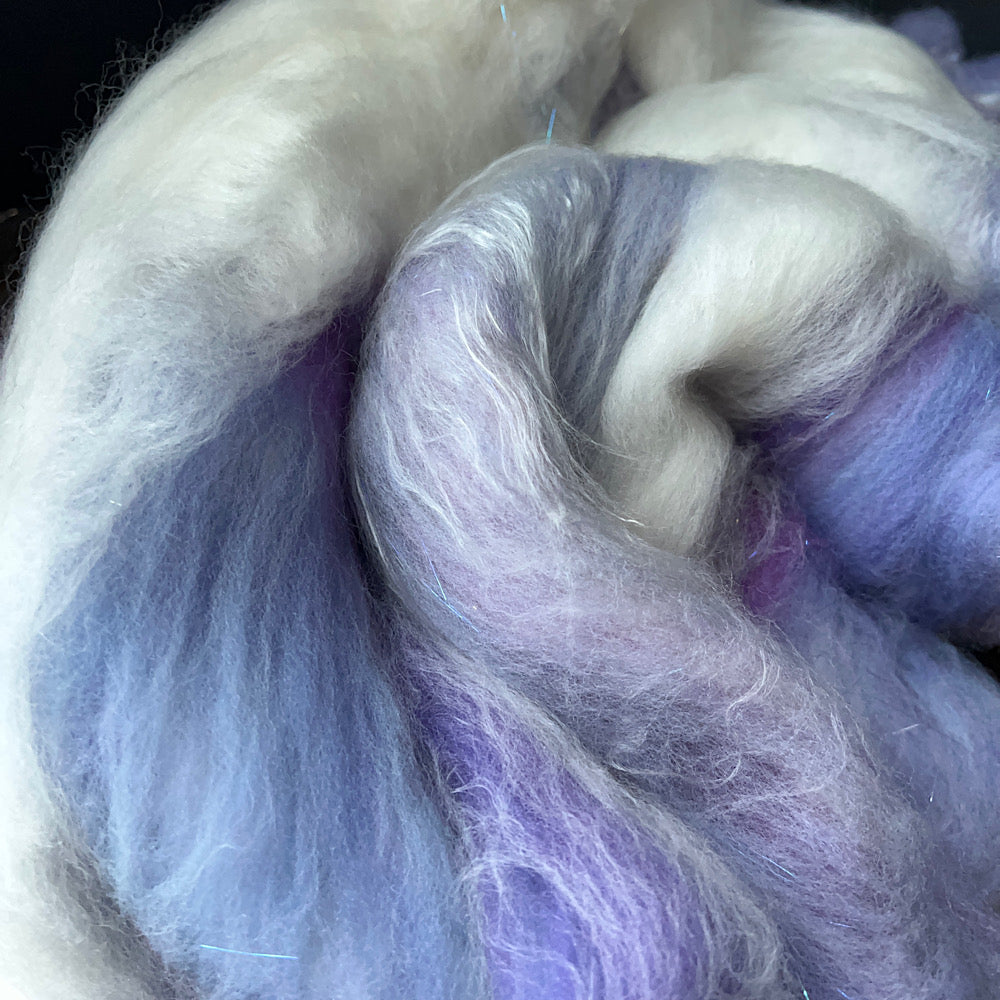 Batt for spinning yarn no 52