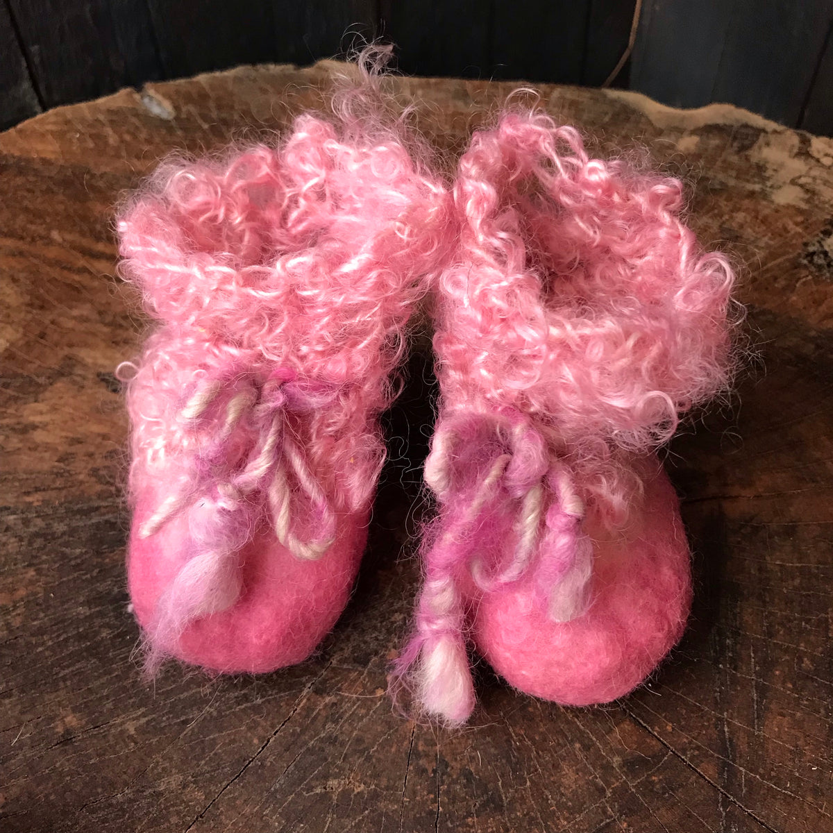 Newborn booties Botillons nouveau né - Mynoush