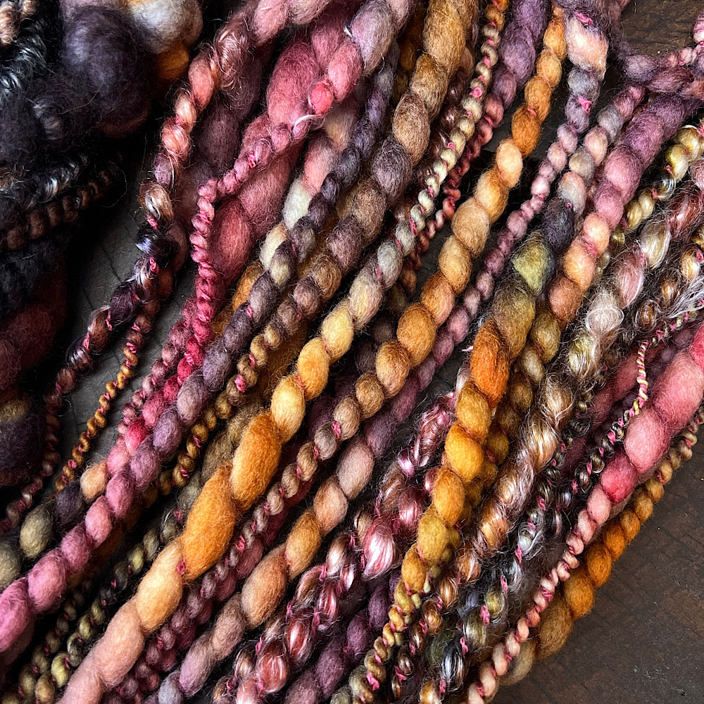 Art yarn set - Black Golden hour