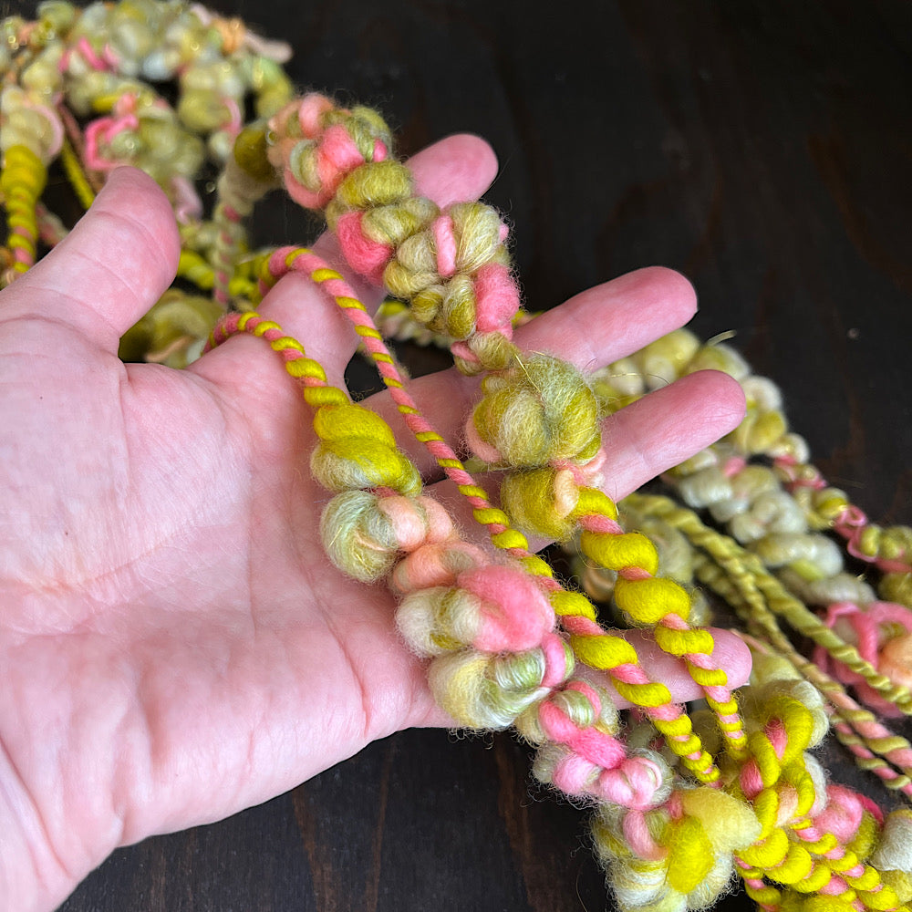 Toad kisses weaving art yarn