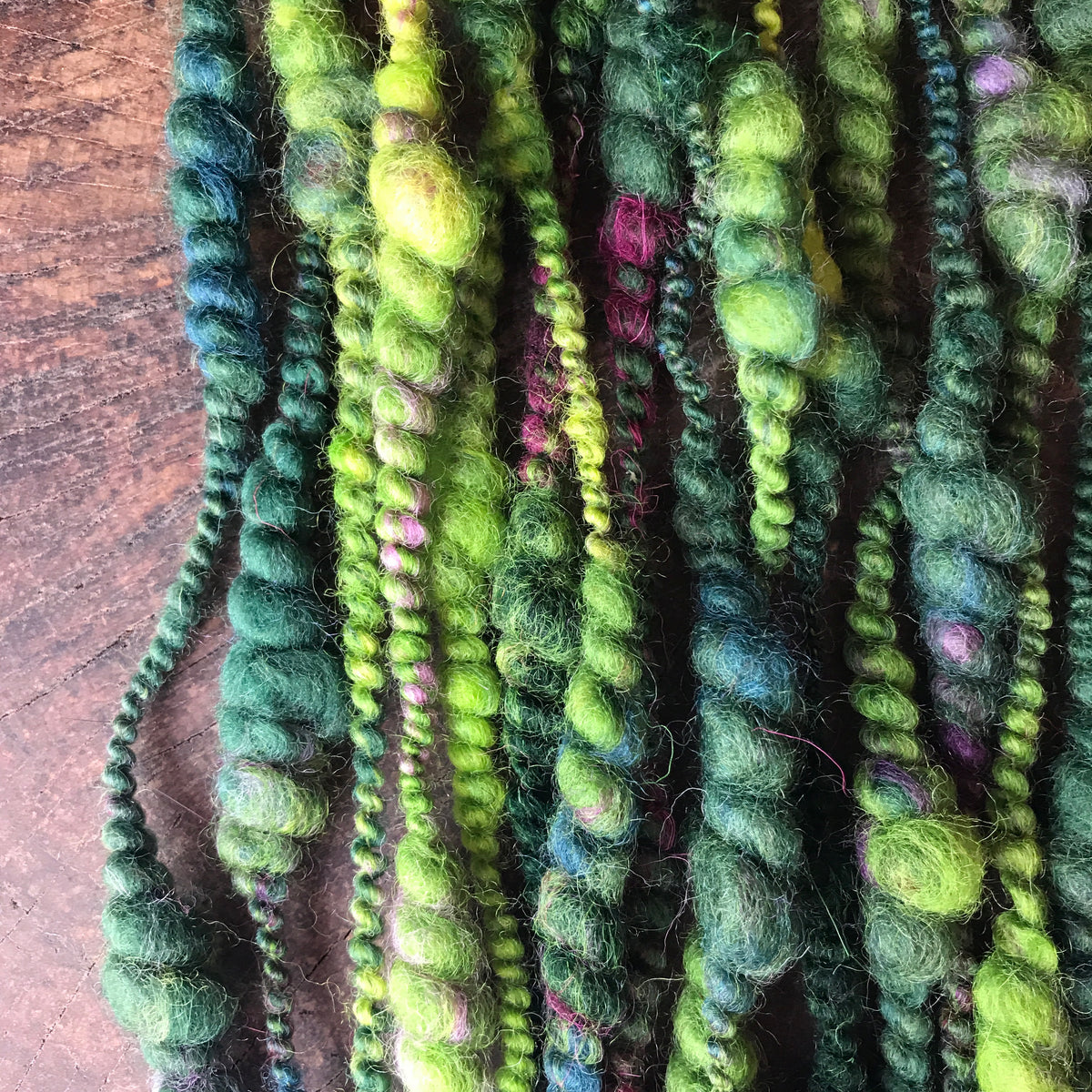 Green  art yarn 80g - Mynoush