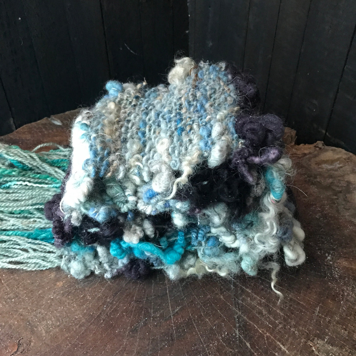 Blue scarf 100% Wool - Foulard 100% laine bleu - Mynoush
