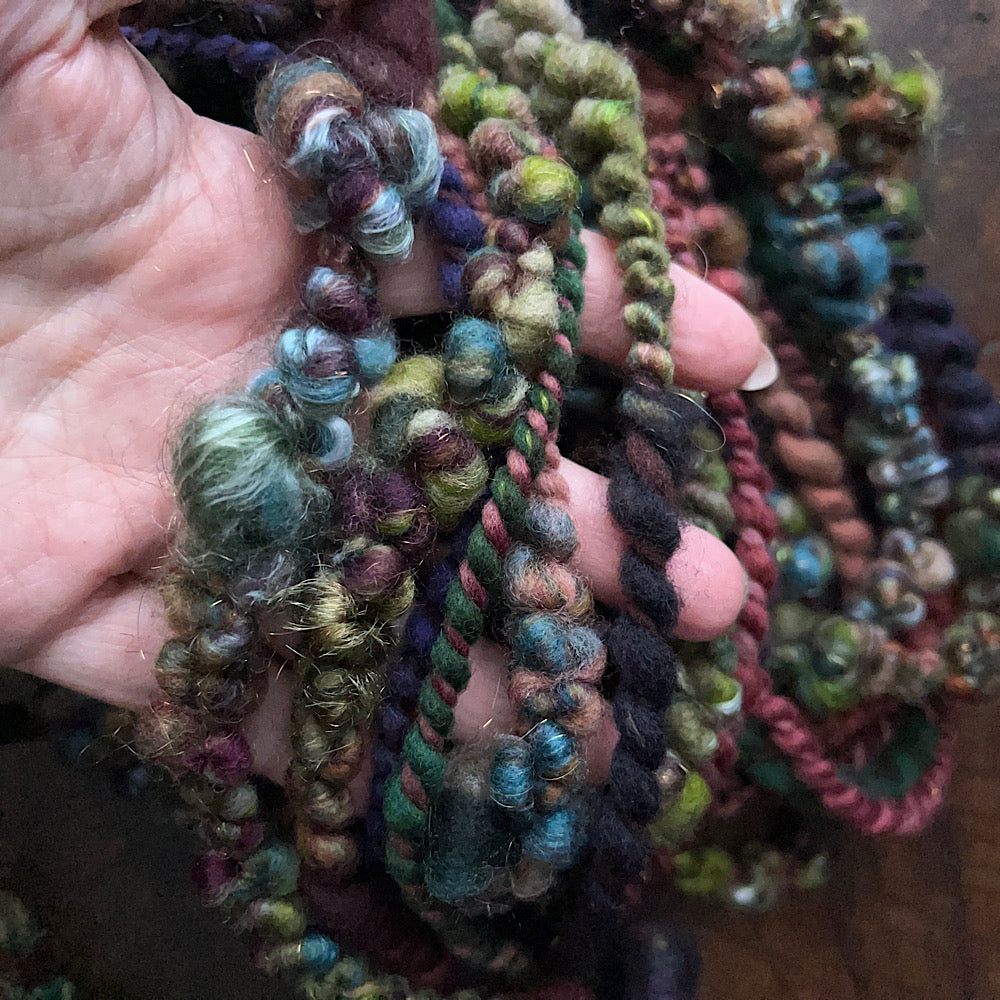 Art yarn for weaving