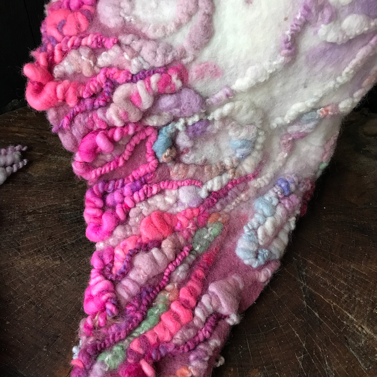 Pink felted hood Capuche rose en feutre - Mynoush