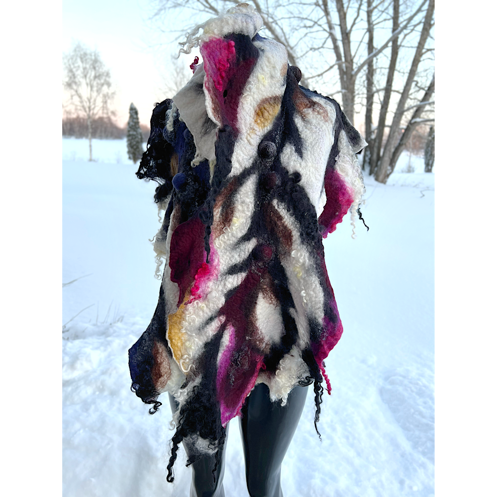 Felted scarf 2023