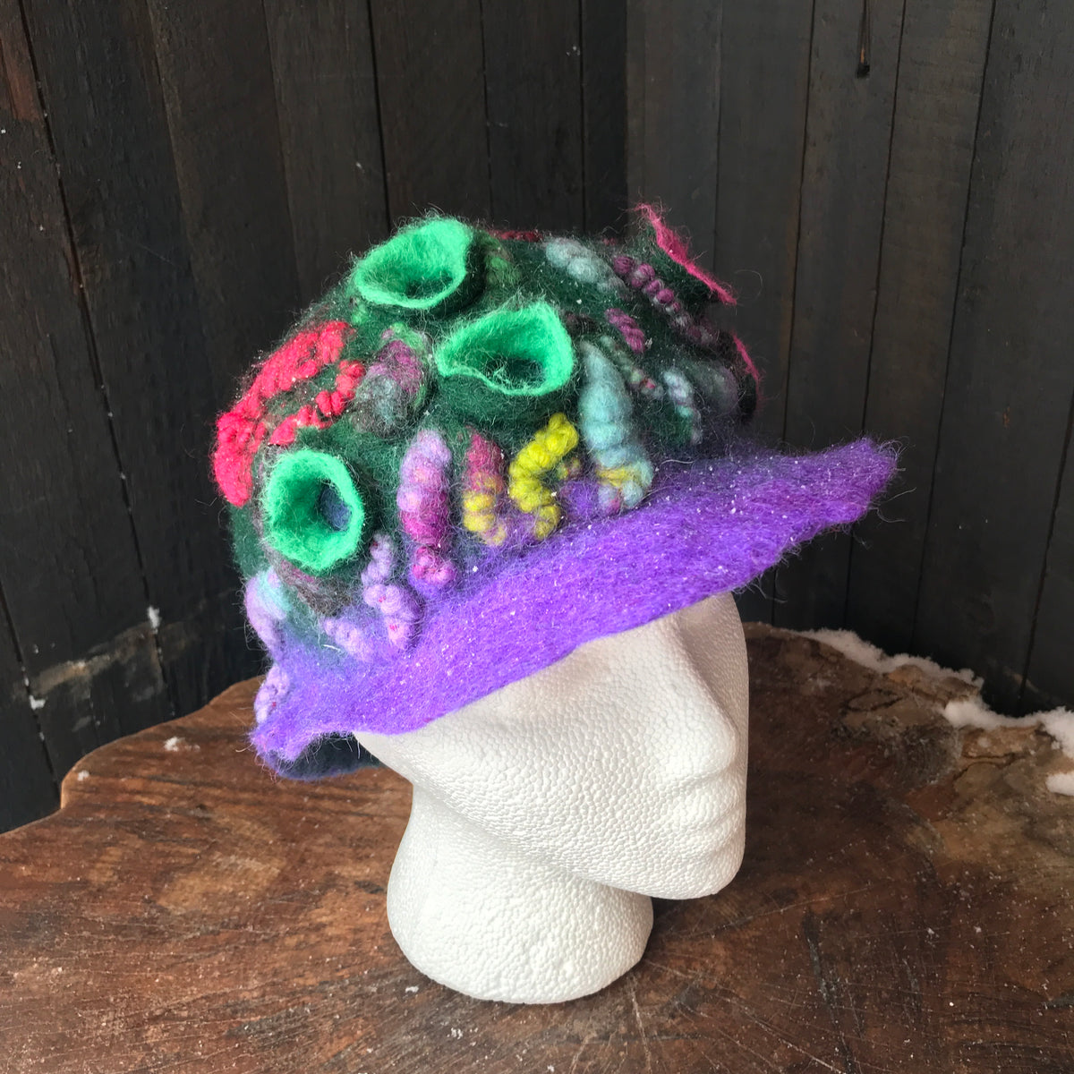 Green hat Chapeau vert - Mynoush