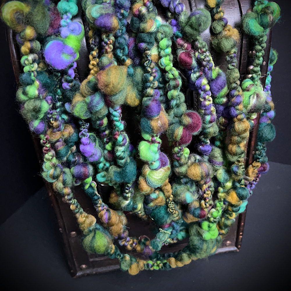 Your green art yarn set